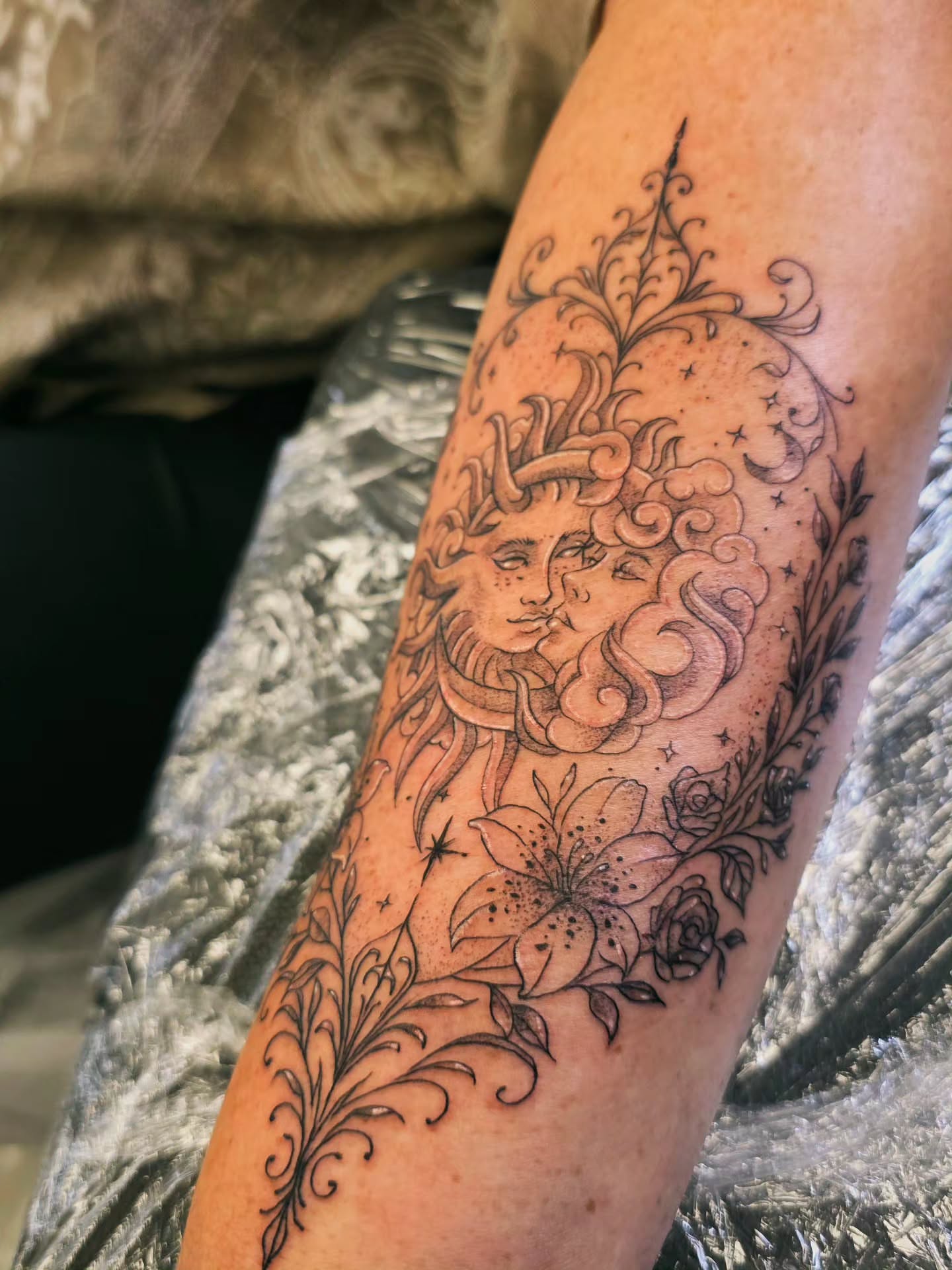 Tattoo by @robby_patiu — black_and_grey, ornamental
