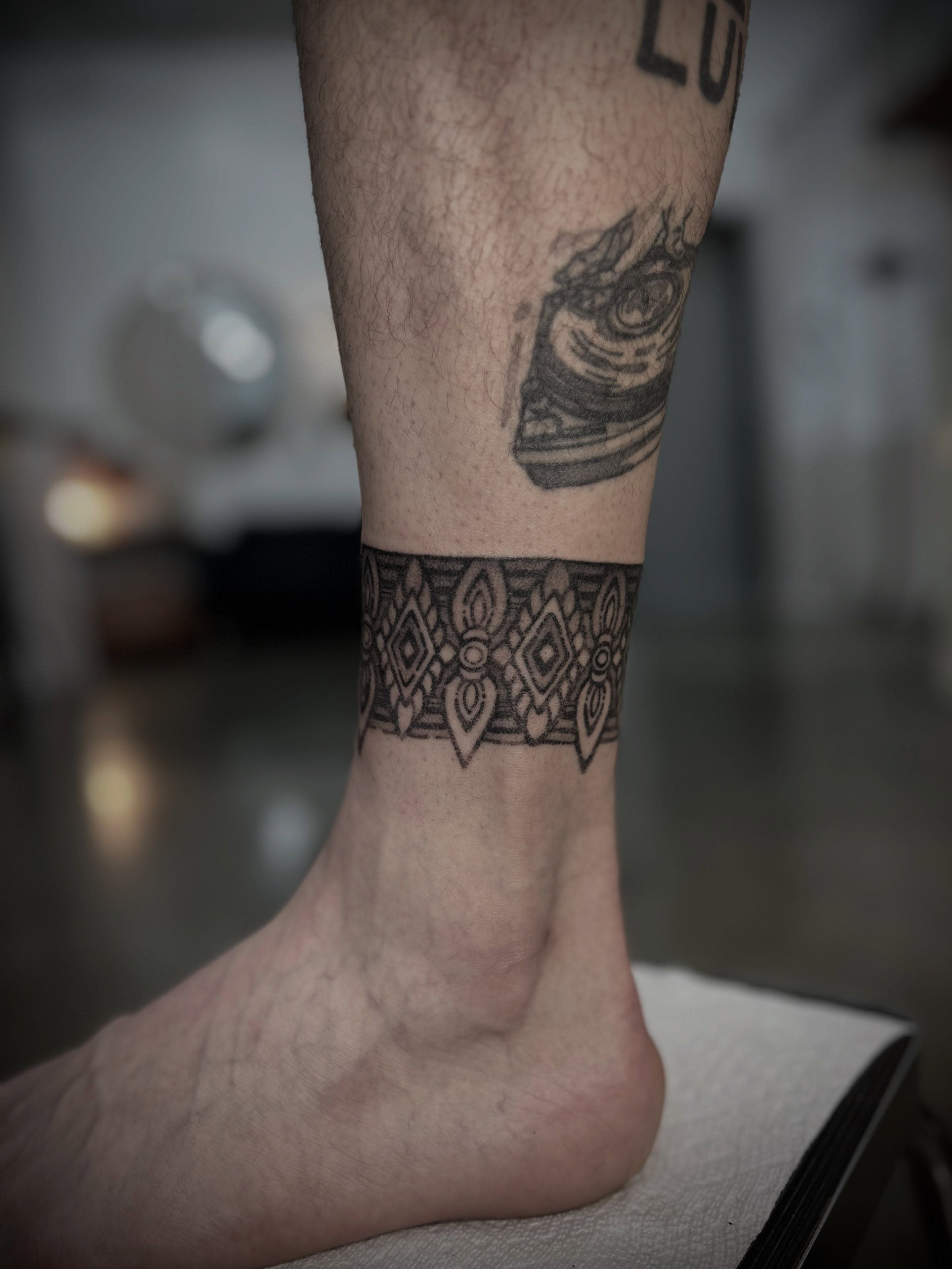 Tattoo by @douceliigne — geometric