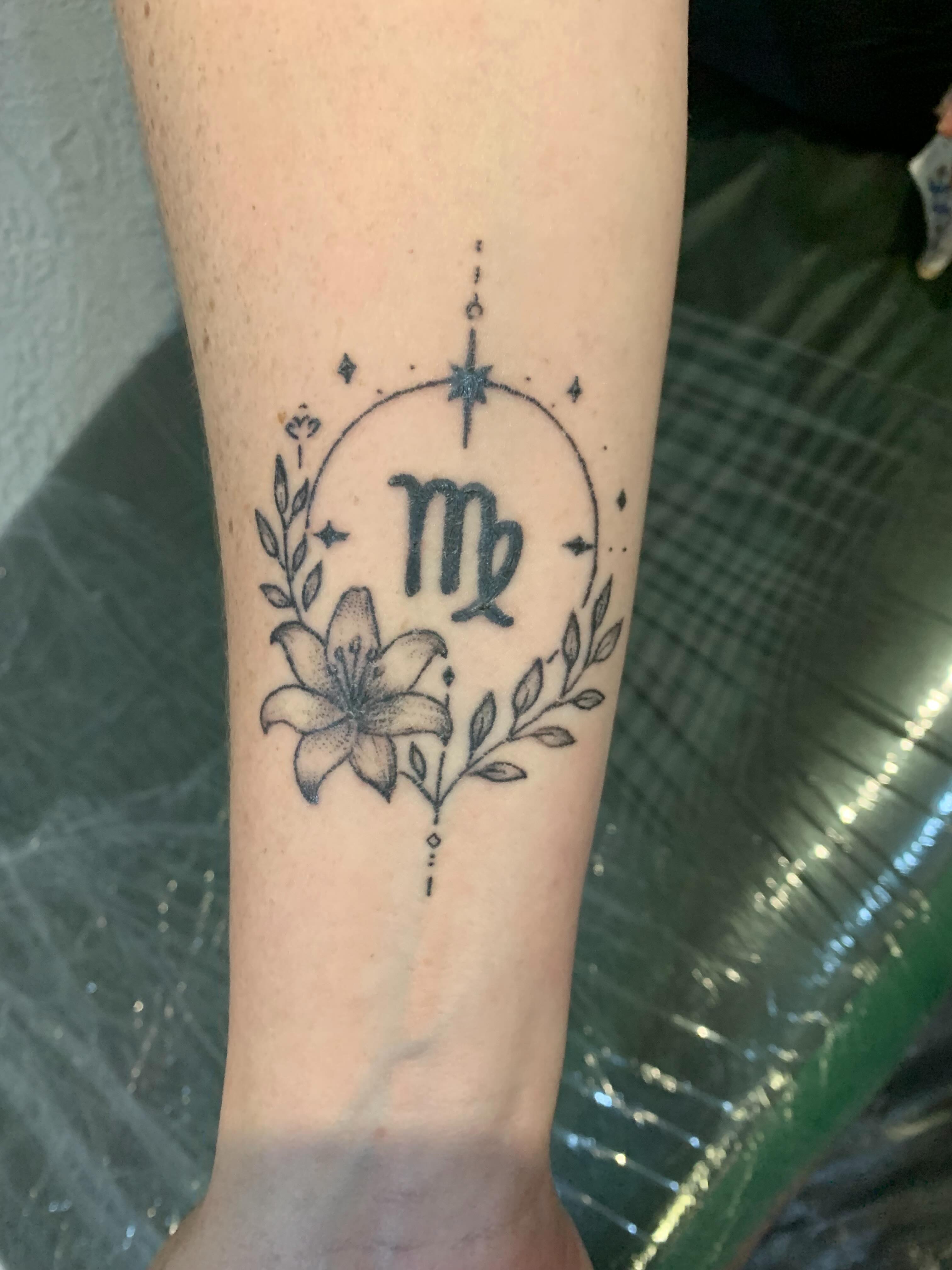 Tattoo by @_cats_and_tatts_ — fine_line, ornamental