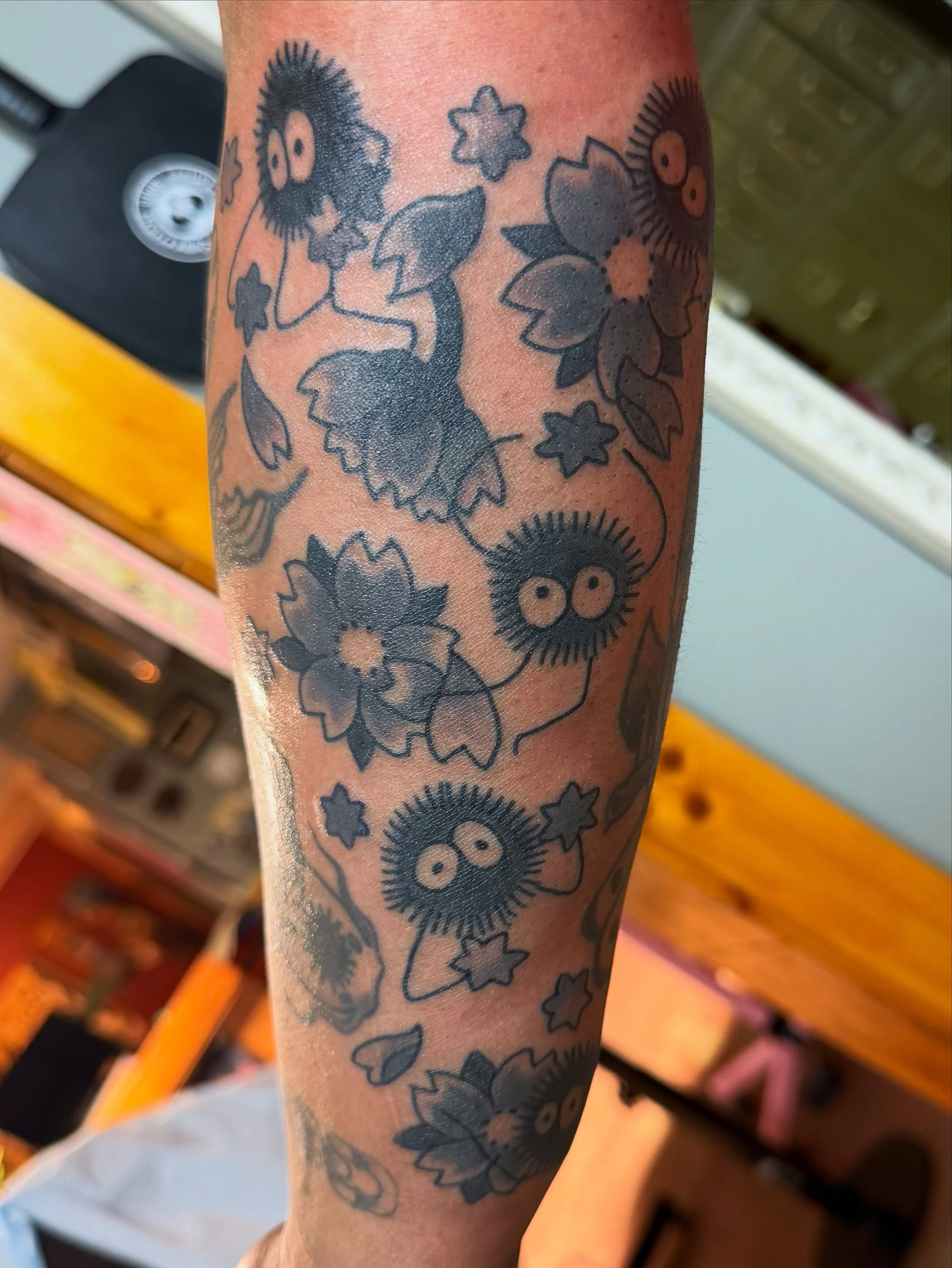 Tattoo by @spencerecoco — black_and_grey