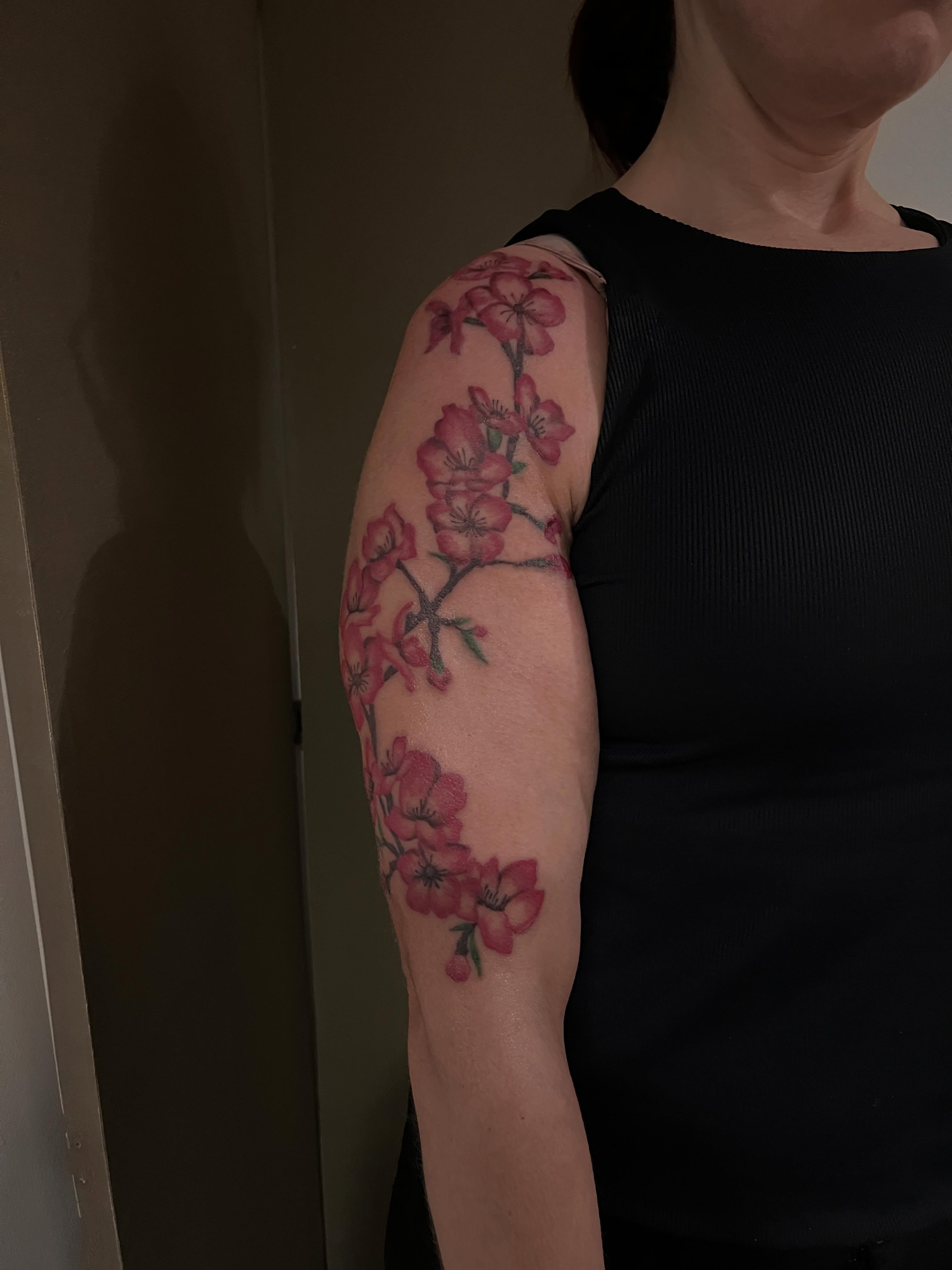 Tattoo by @natasha.p.tattoos — dotwork
