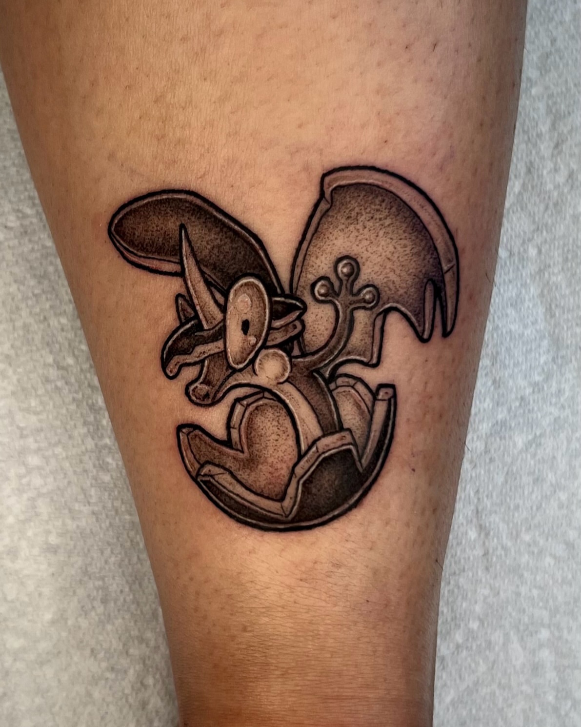 Tattoo by @olympe_ktattoos — black_and_grey