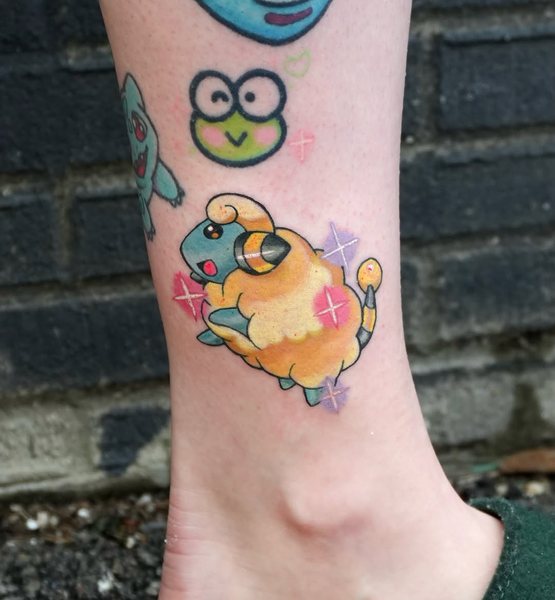 Tattoo by @someonesweirdsister โ new_school, anime