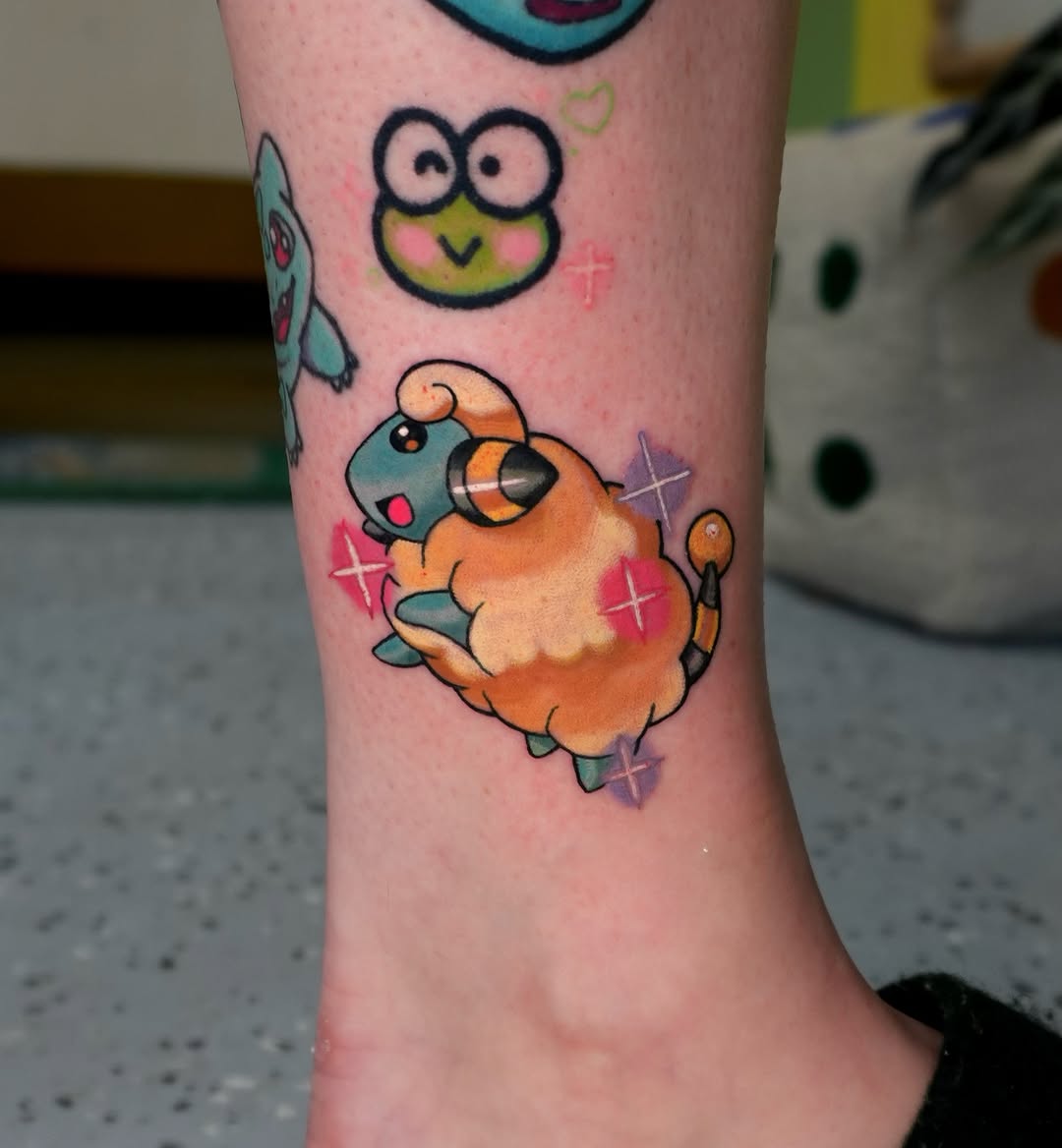 Tattoo by @someonesweirdsister โ new_school, anime