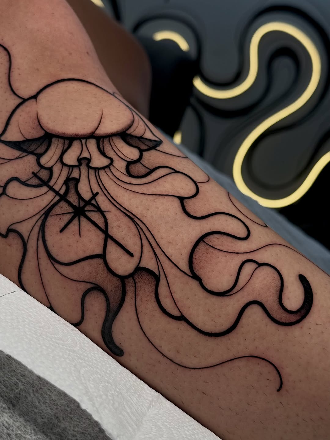 Tattoo by @blattattoo — black_and_grey, fine_line