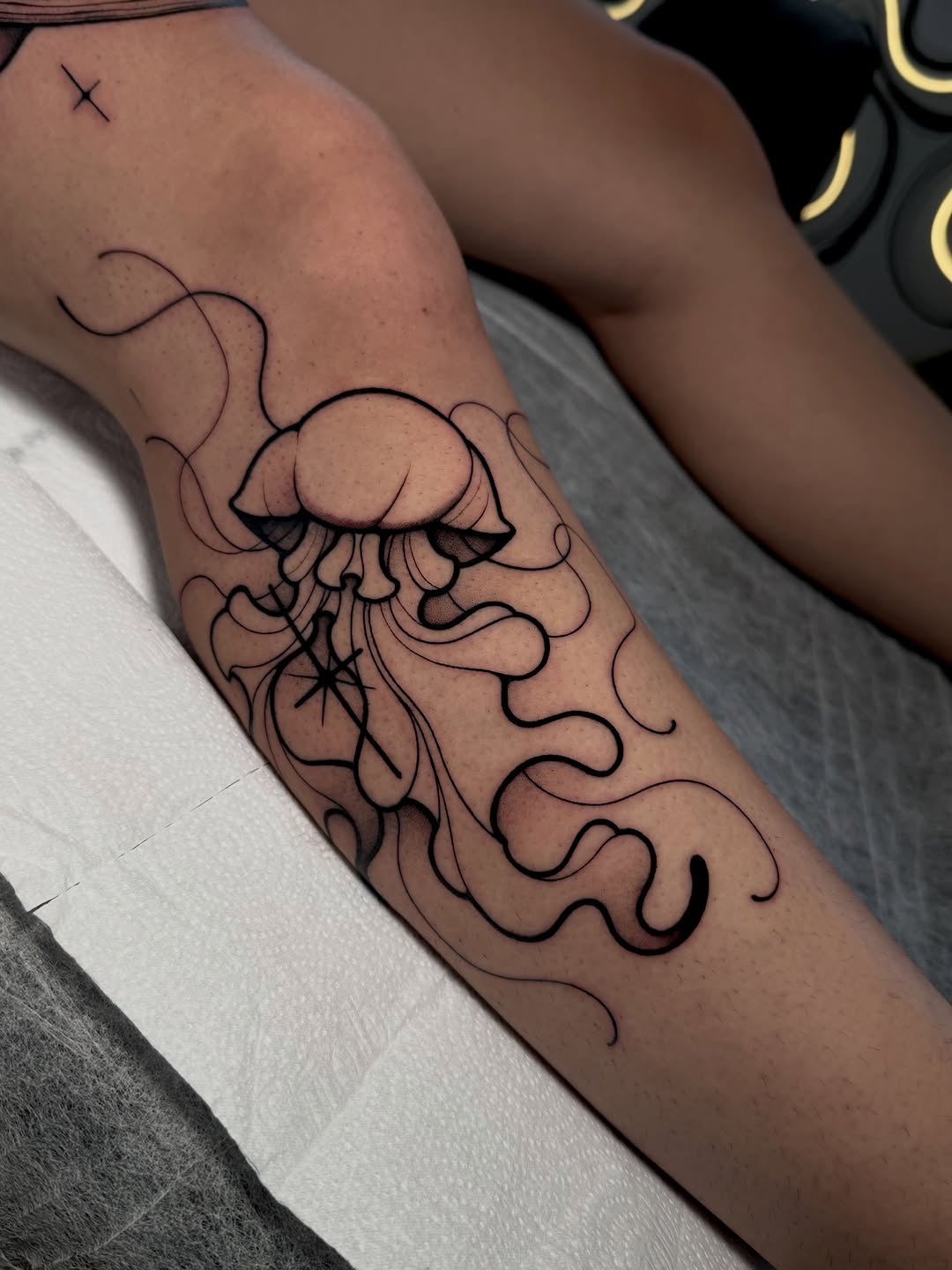 Tattoo by @blattattoo — fine_line, dotwork