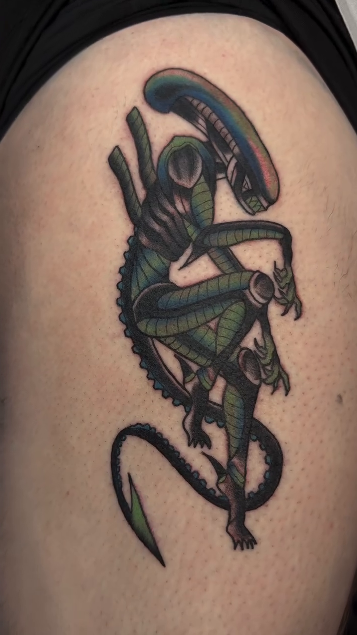 Xenomorph from Alien realism tattoo on the thigh by Mercy Dean