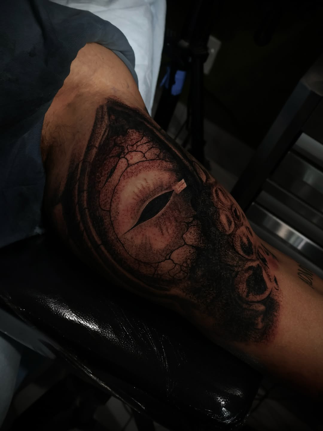 Tattoo by @jmoreno3fr — realism, black_and_grey