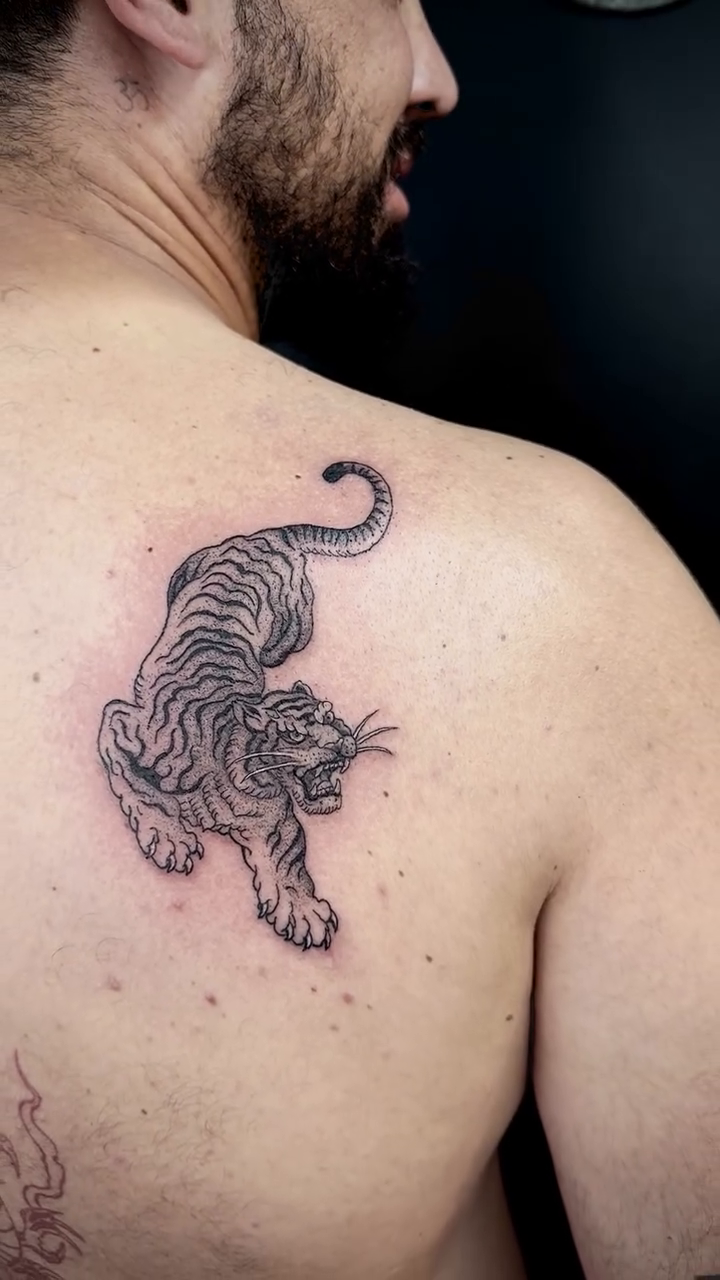 Tattoo by @naleak_tattoo — black_and_grey, realism