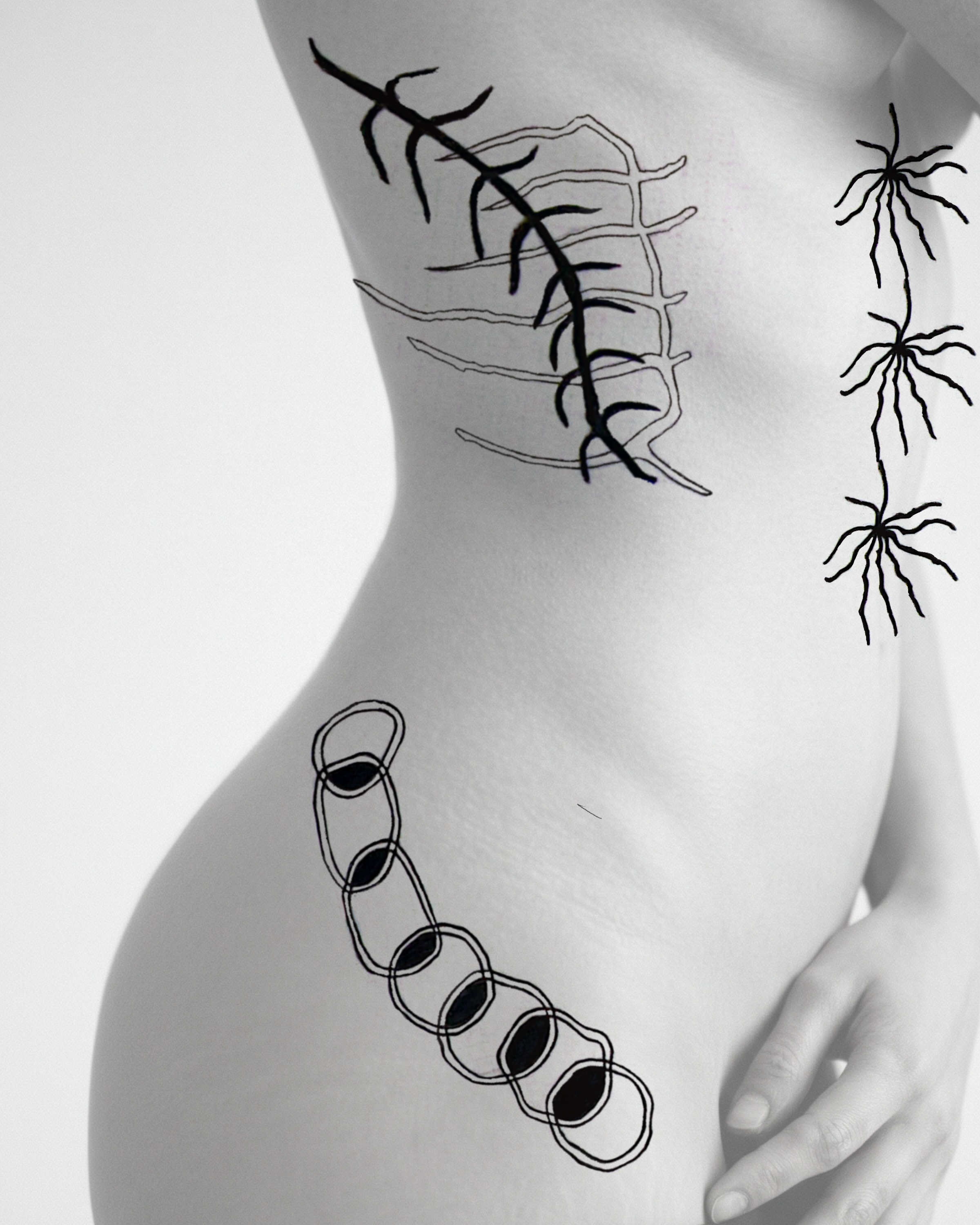 Tattoo by @lanta_ttoo — minimalist, geometric
