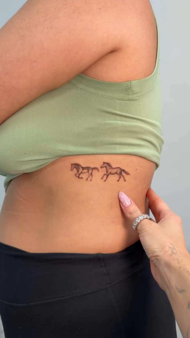 Tattoo by @moni.tattoos β fine_line