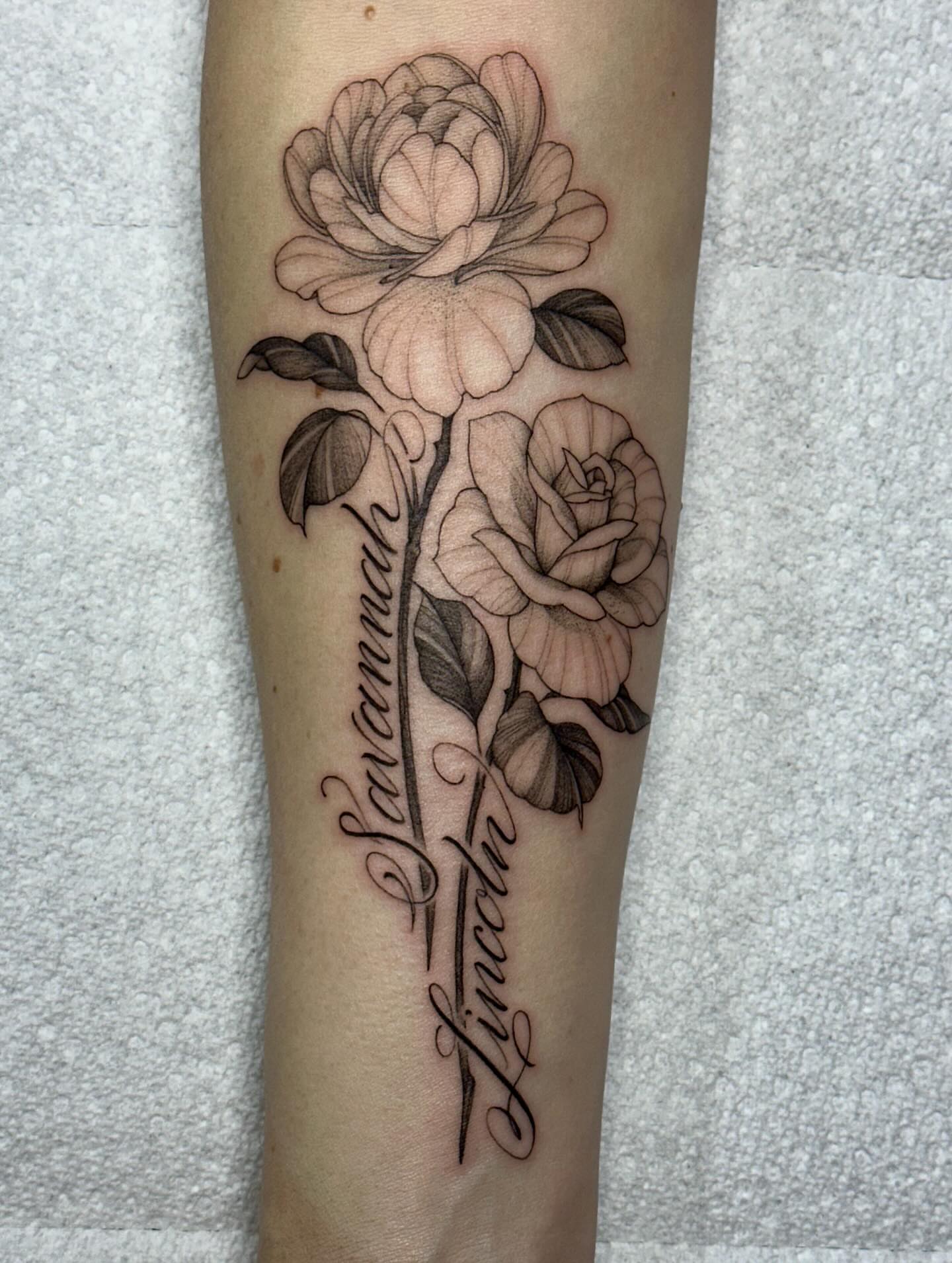 Tattoo by @izabelle_inks — black_and_grey