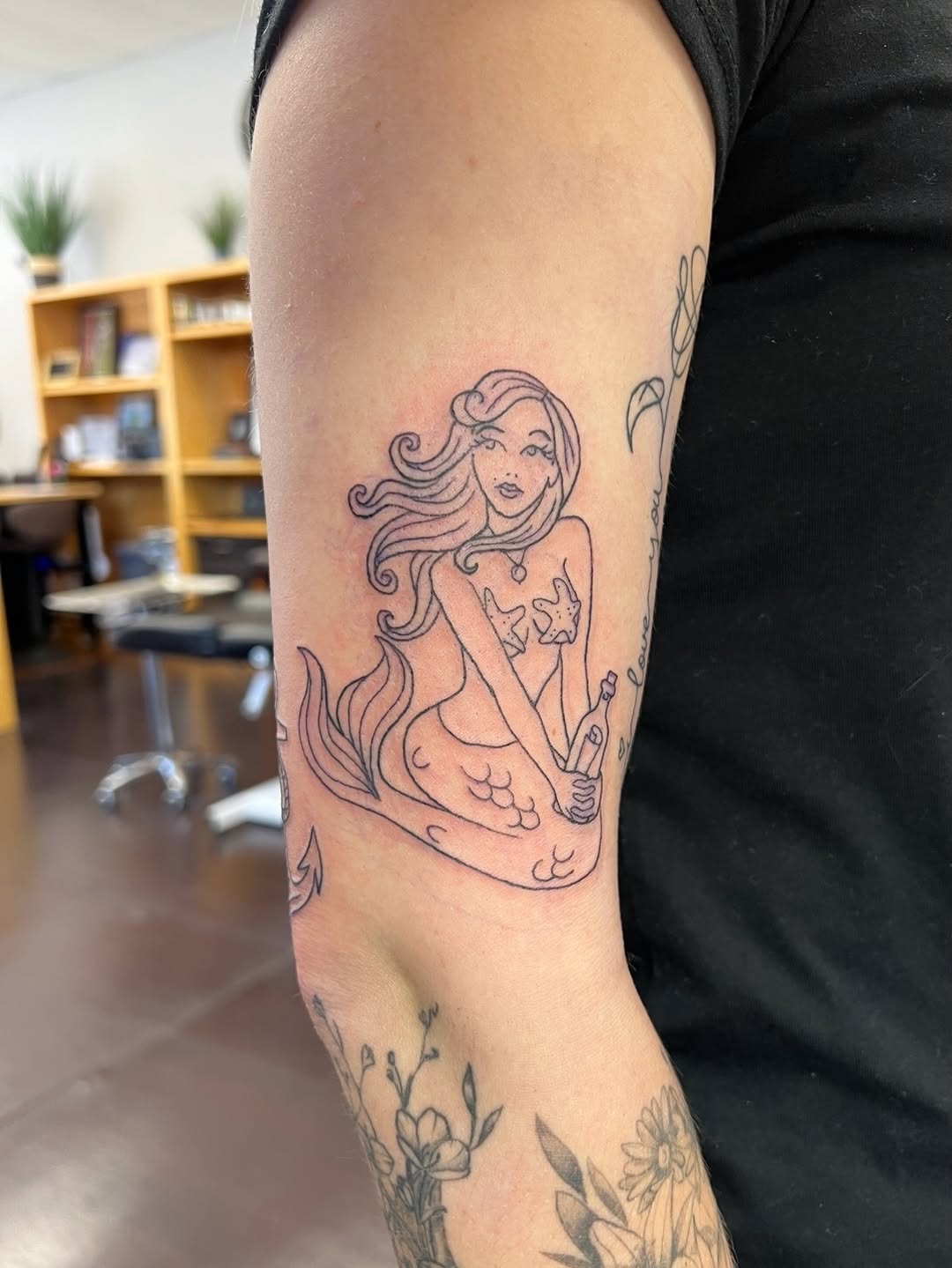 Tattoo by @lilylaurilatattoos — fine_line