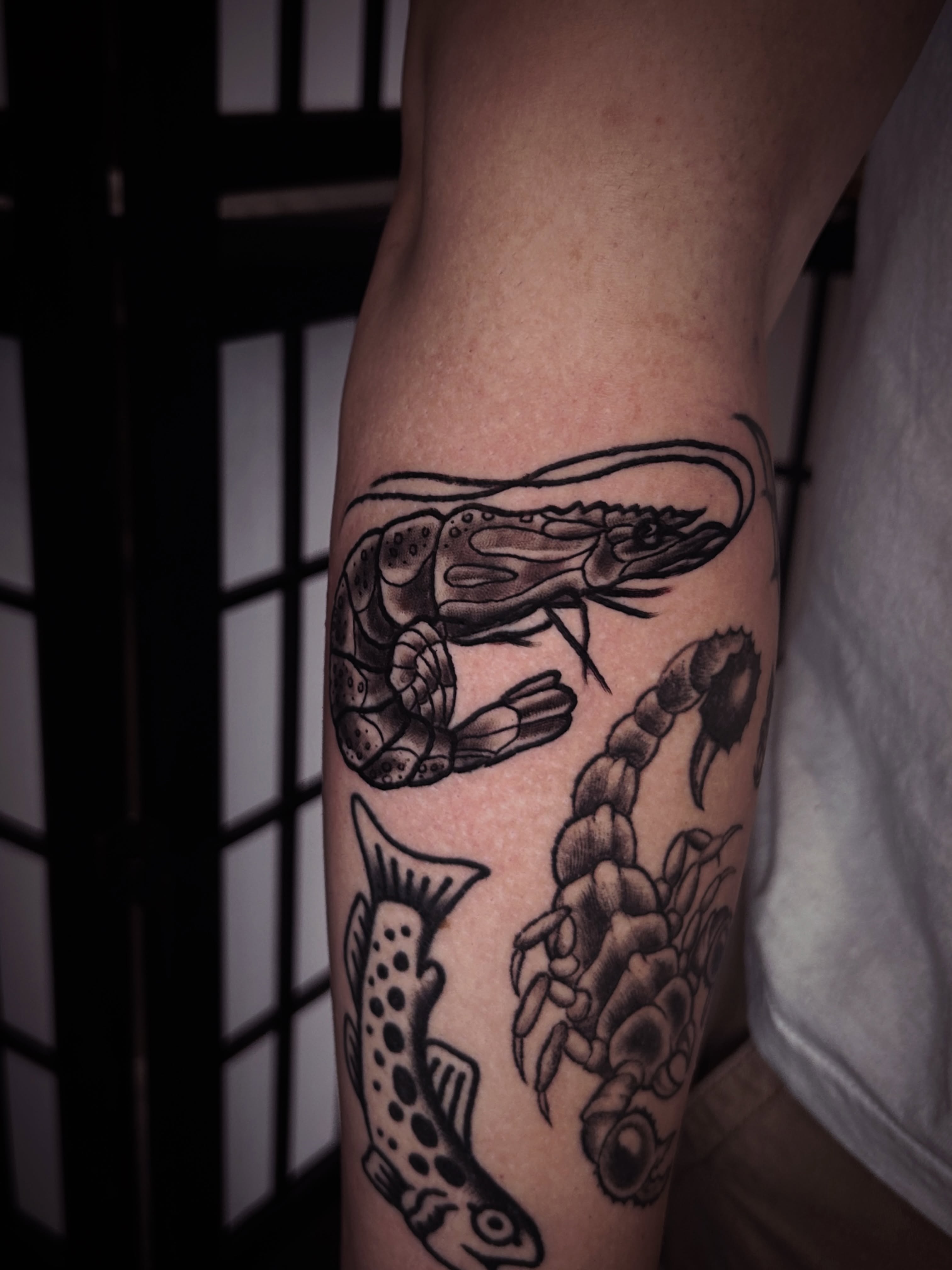 Tattoo by @carlentatooine — black_and_grey