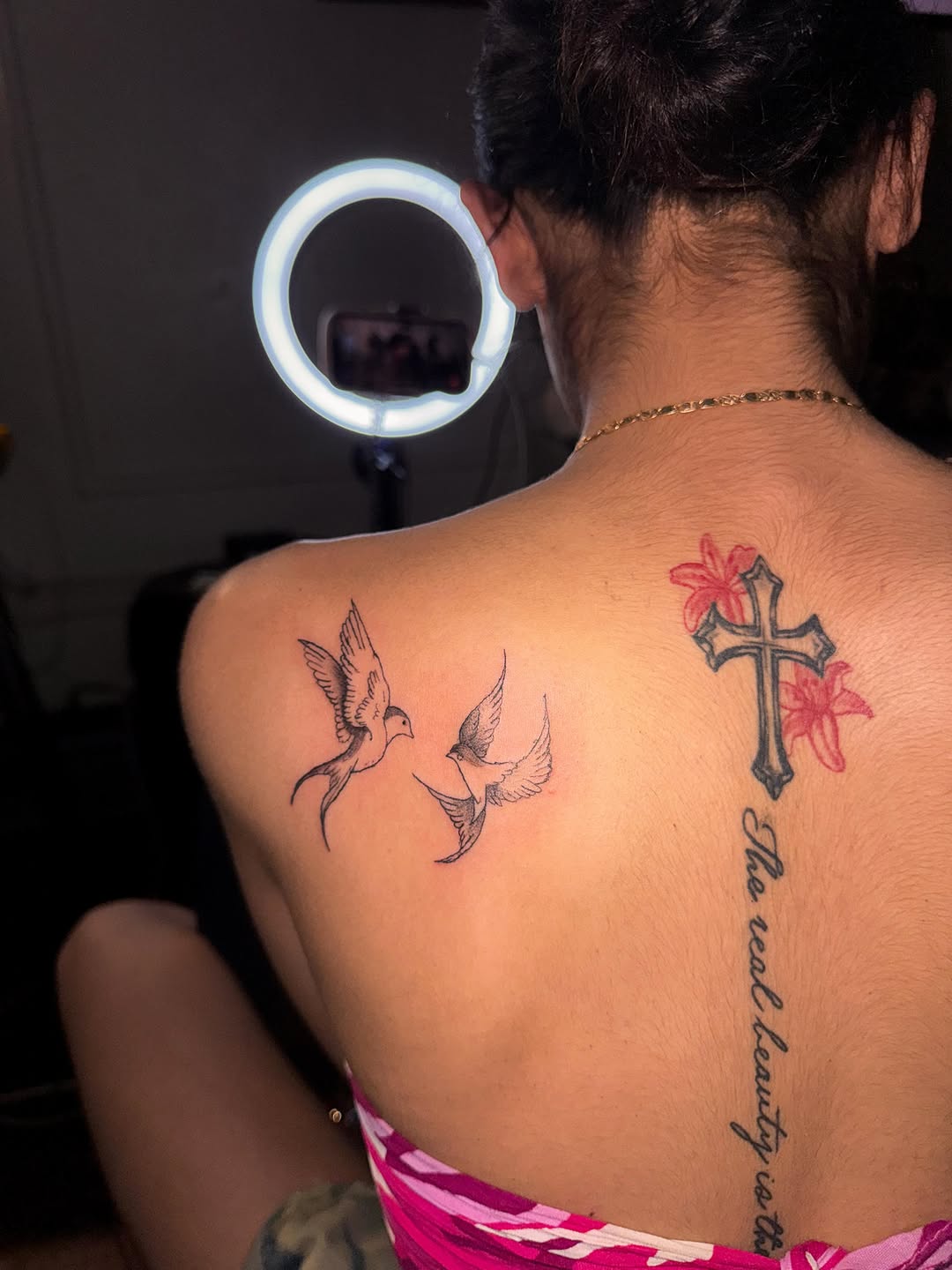 Fine line tattoo on the back by Comet