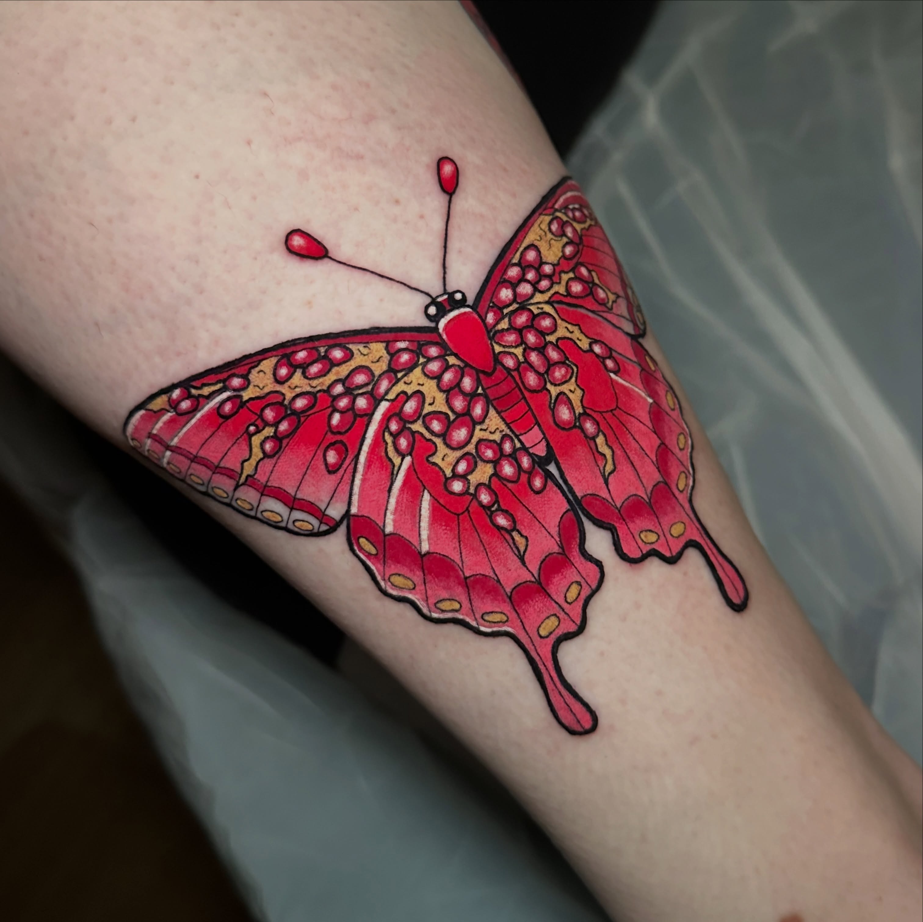 Tattoo by @tattooedbyles — dotwork