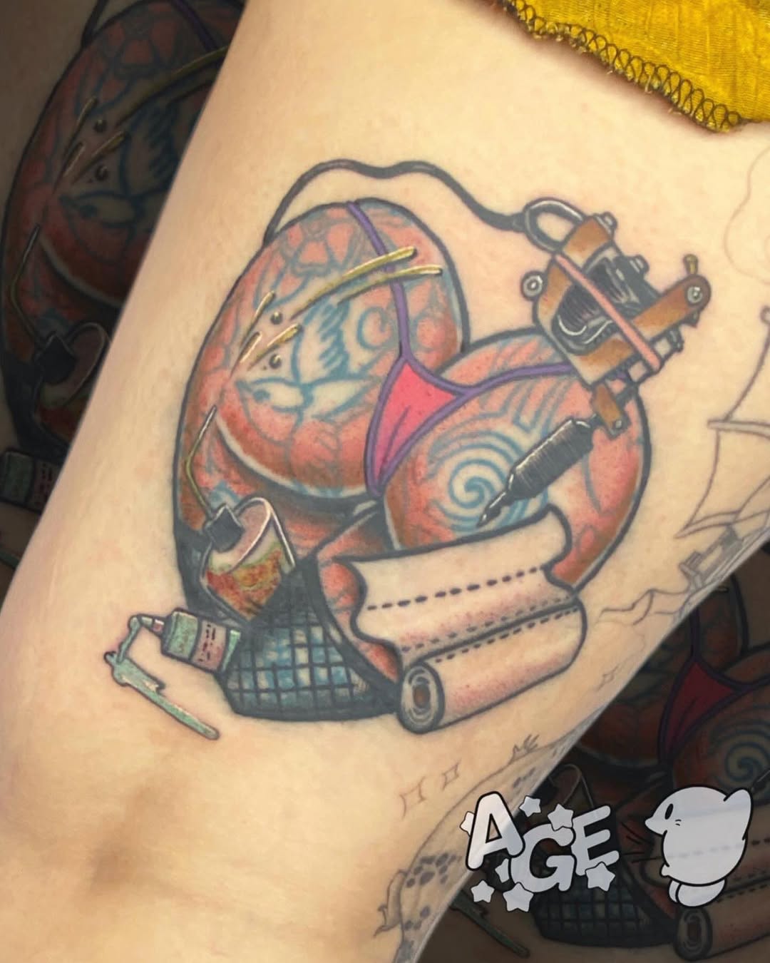 Tattoo by @agedragotattoo β new_school