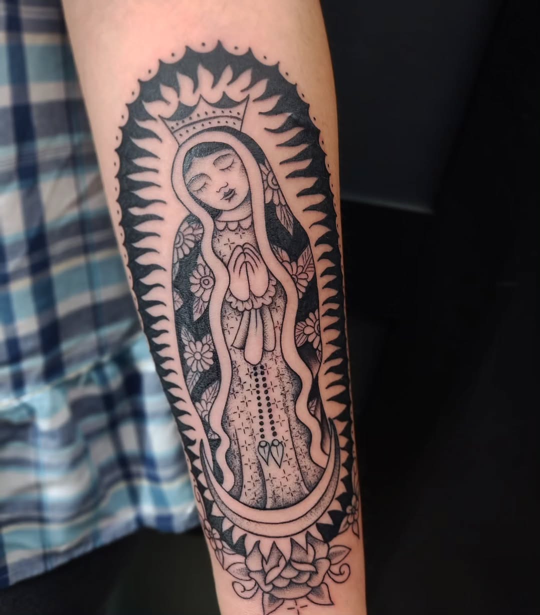 Tattoo by @nathygirltattoo β chicano, black_and_grey