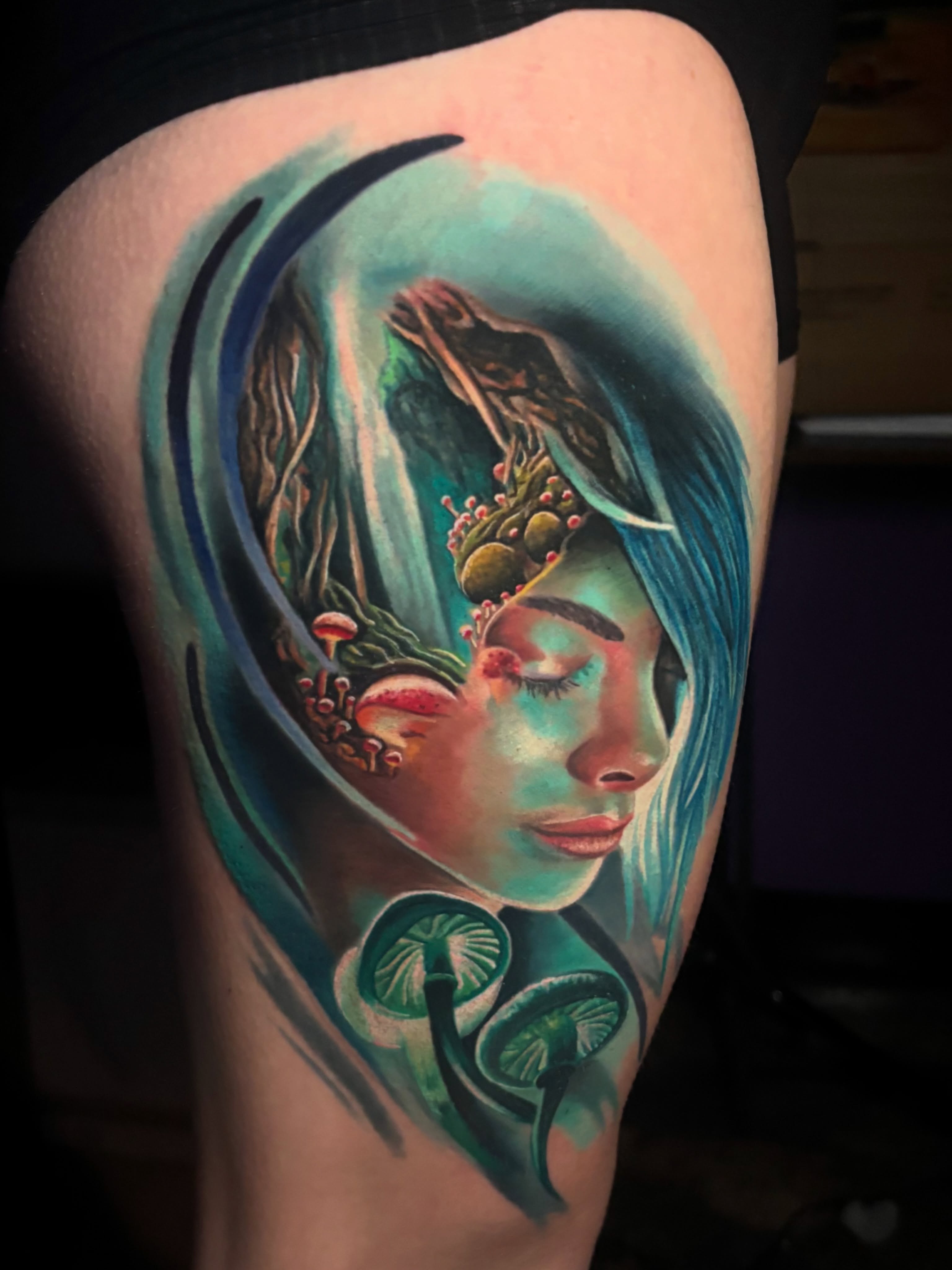 Mythical woman illustrative tattoo on the thigh by Marianna Lombardi