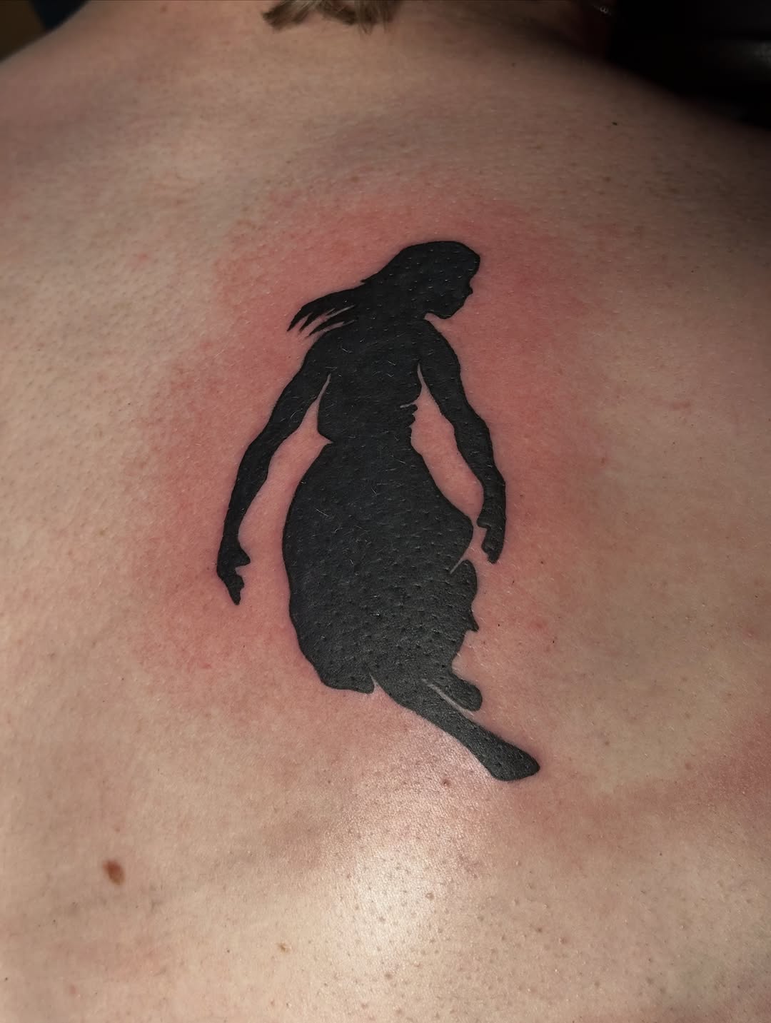 Tattoo by @gabby_la_piercer — blackwork