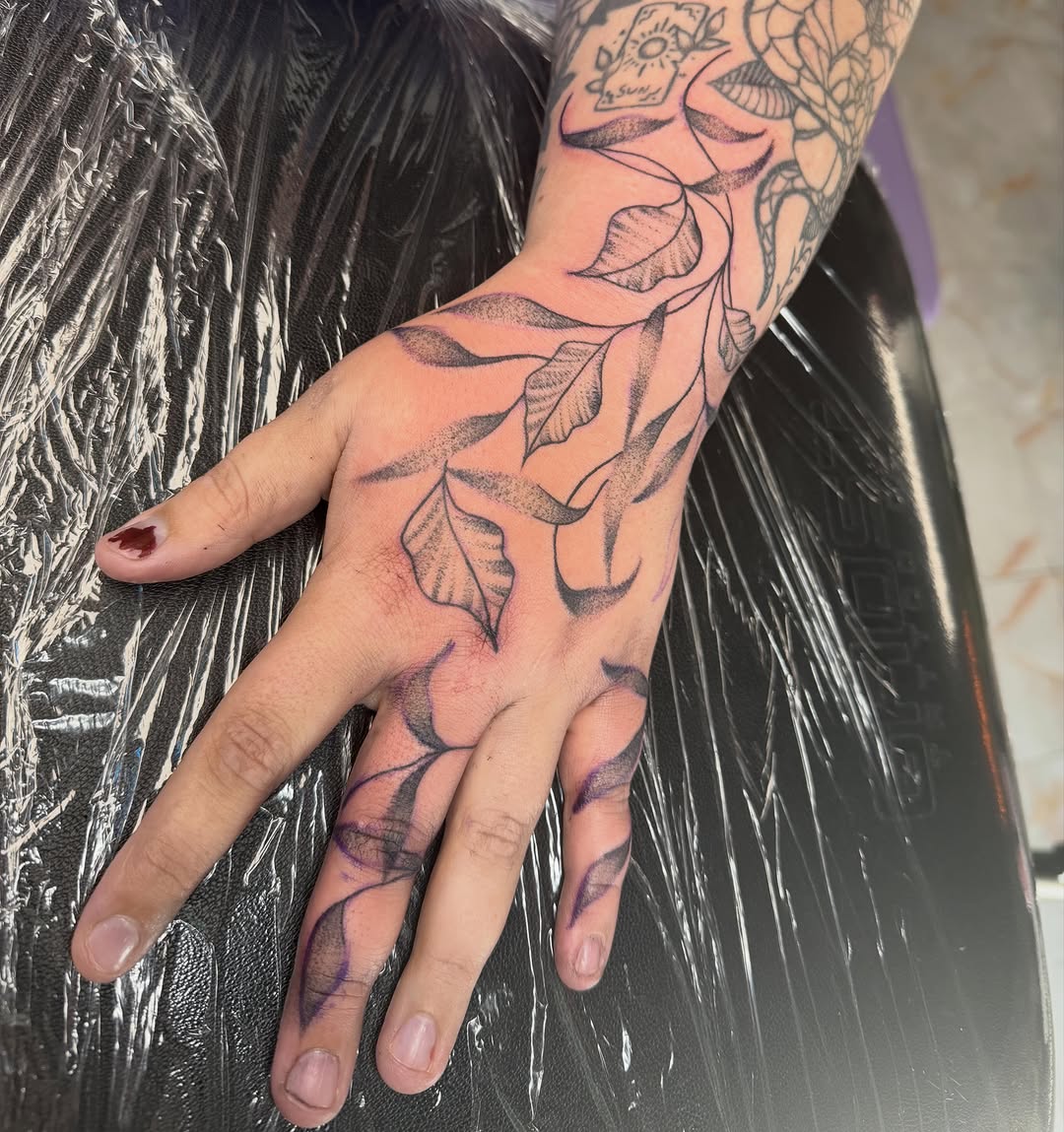 Tattoo by @tattyabbs_ โ fine_line, dotwork