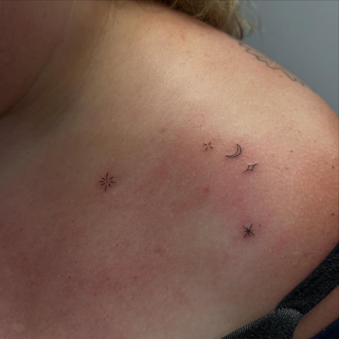 Tattoo by @izabella.tattoos — fine_line, minimalist