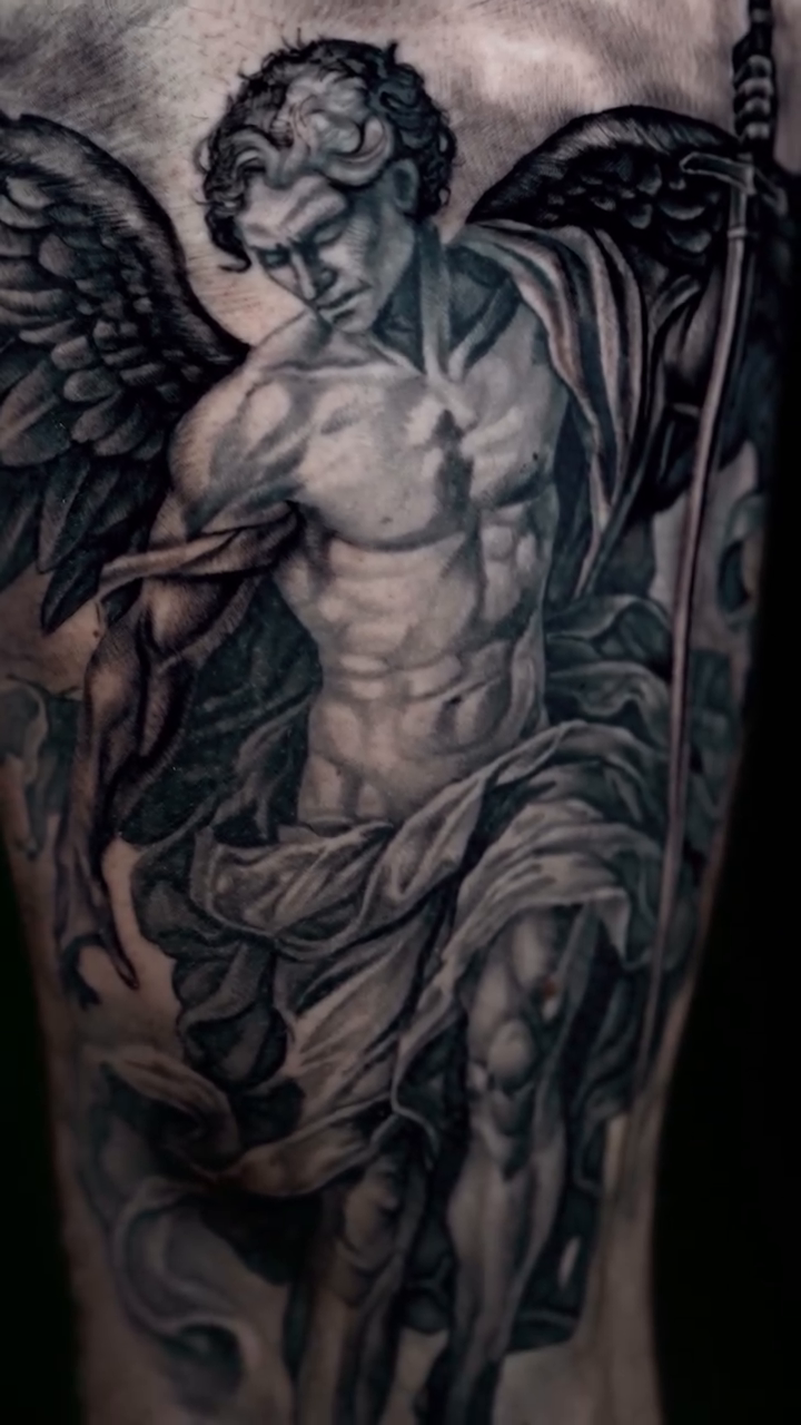 Tattoo by @rrsantander_art — realism, black_and_grey