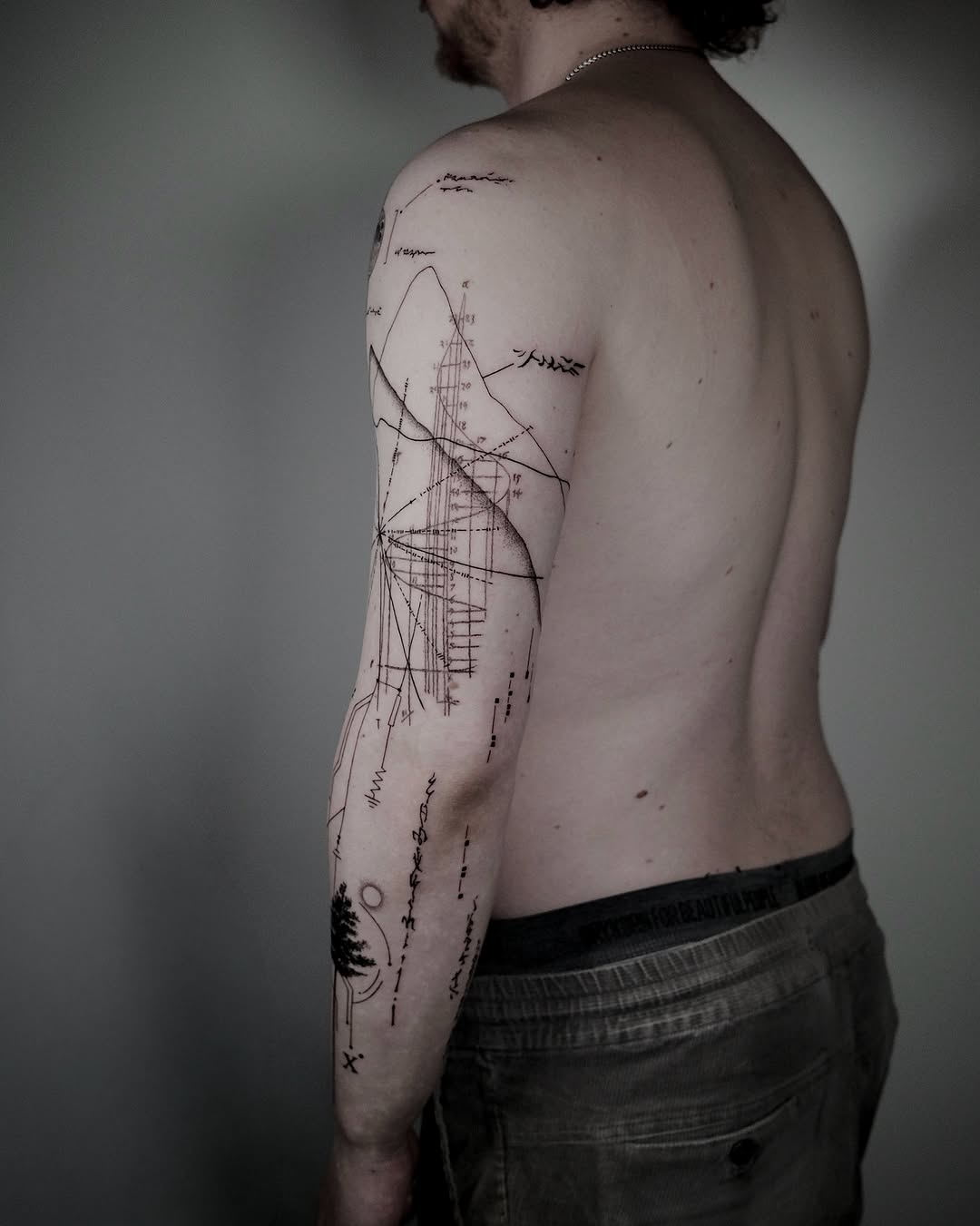 Tattoo by @parkkaro โ fine_line, geometric