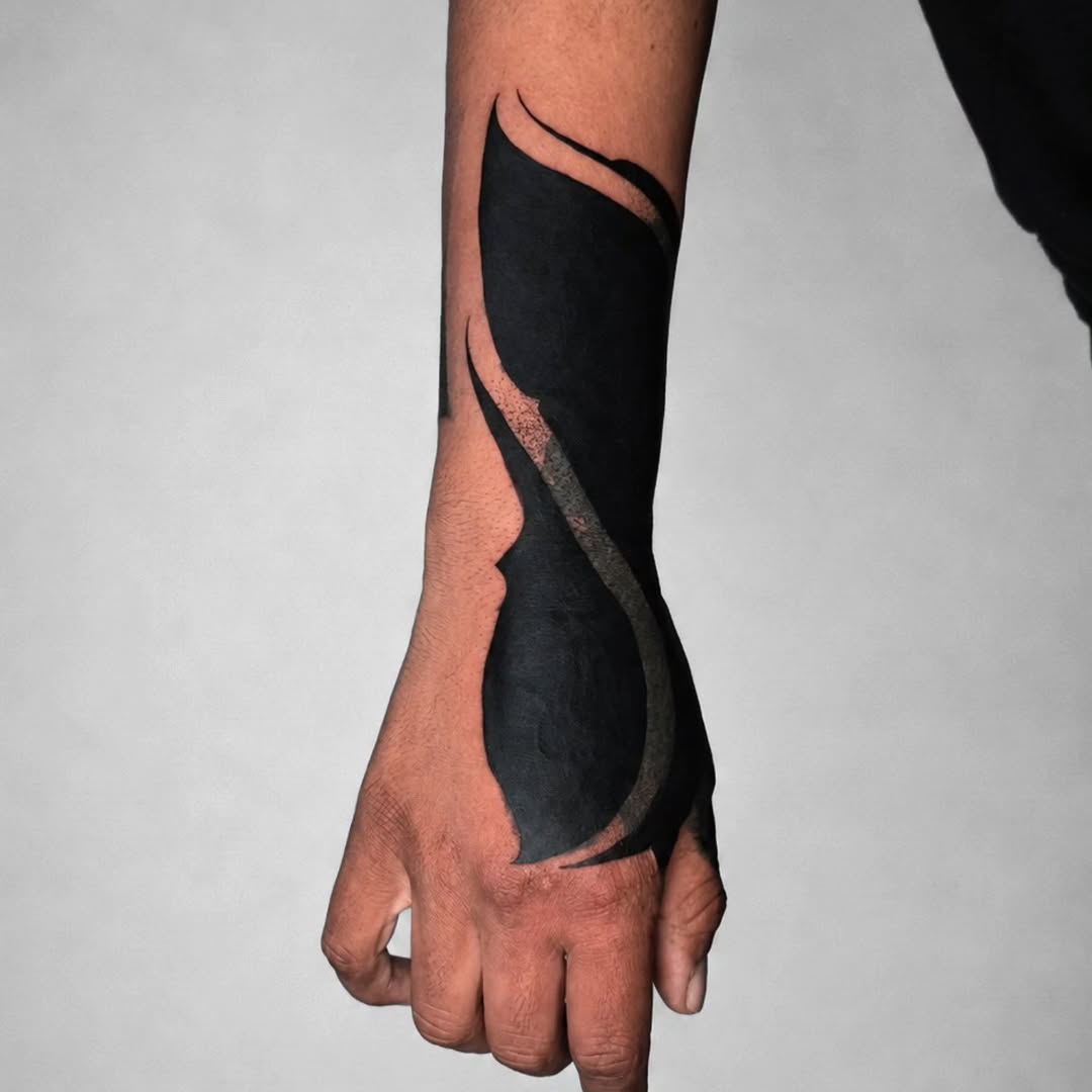 Tattoo by @ceso732 β blackwork