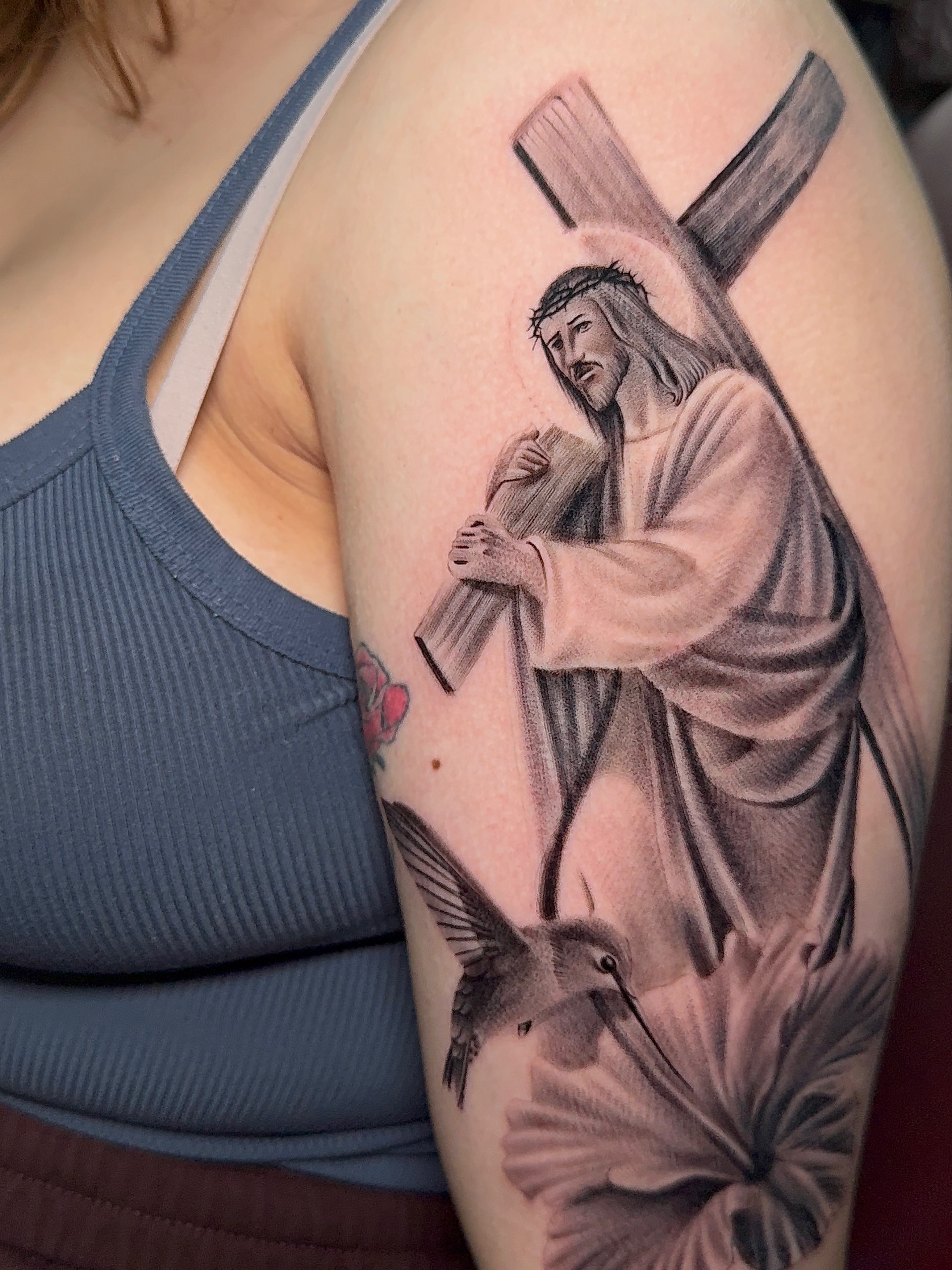 Jesus carrying cross realism tattoo by Dallas tattoo artist, Dallas, Texas