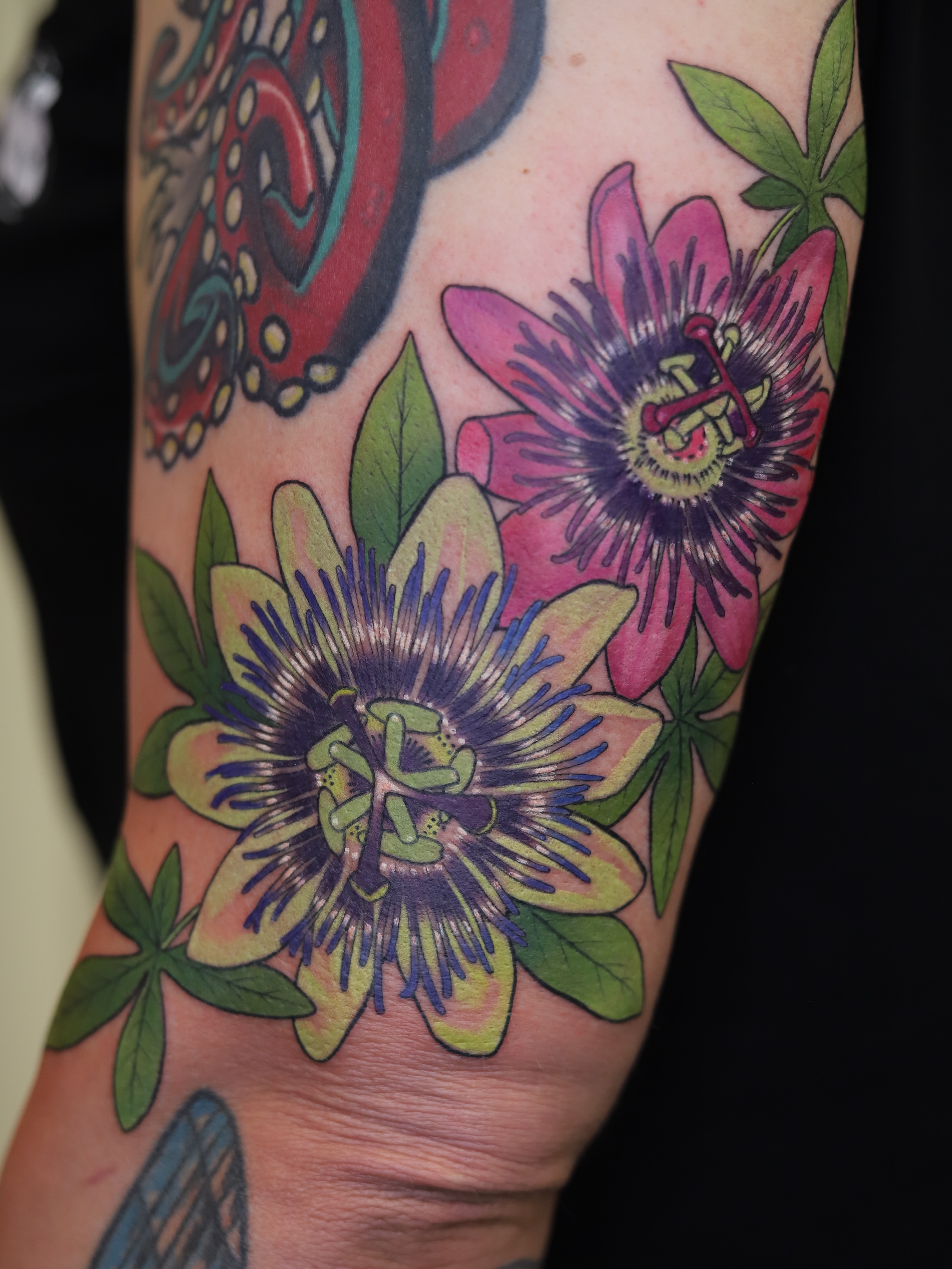 Tattoo by @taracrespitattoos โ american_traditional