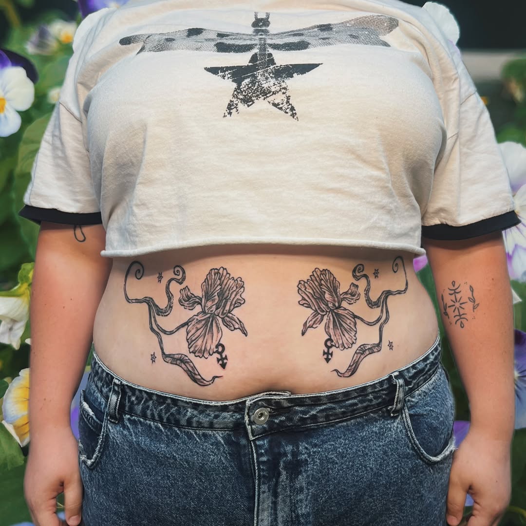 Tattoo by @little___altars โ black_and_grey
