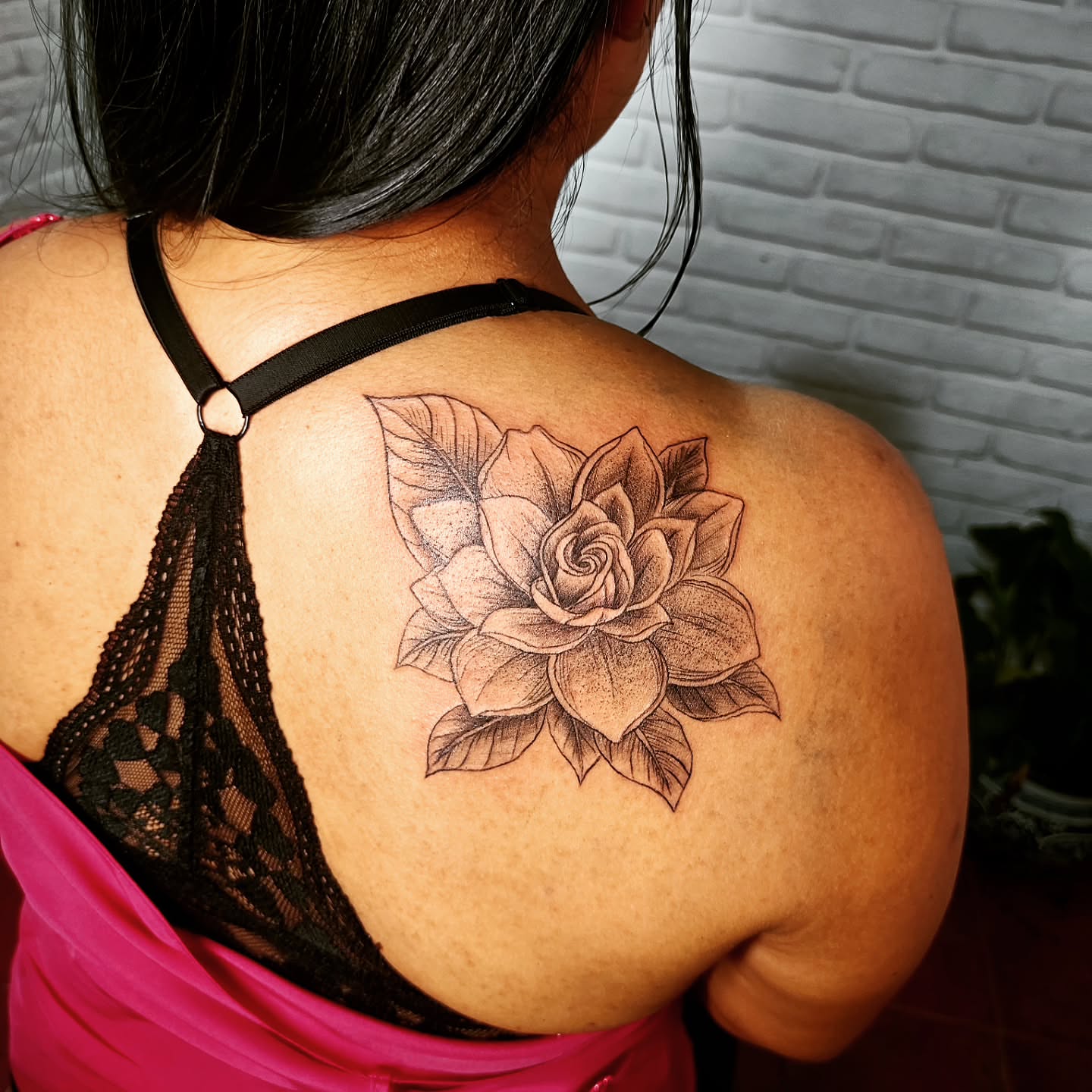 Tattoo by @tintafinart — dotwork, realism