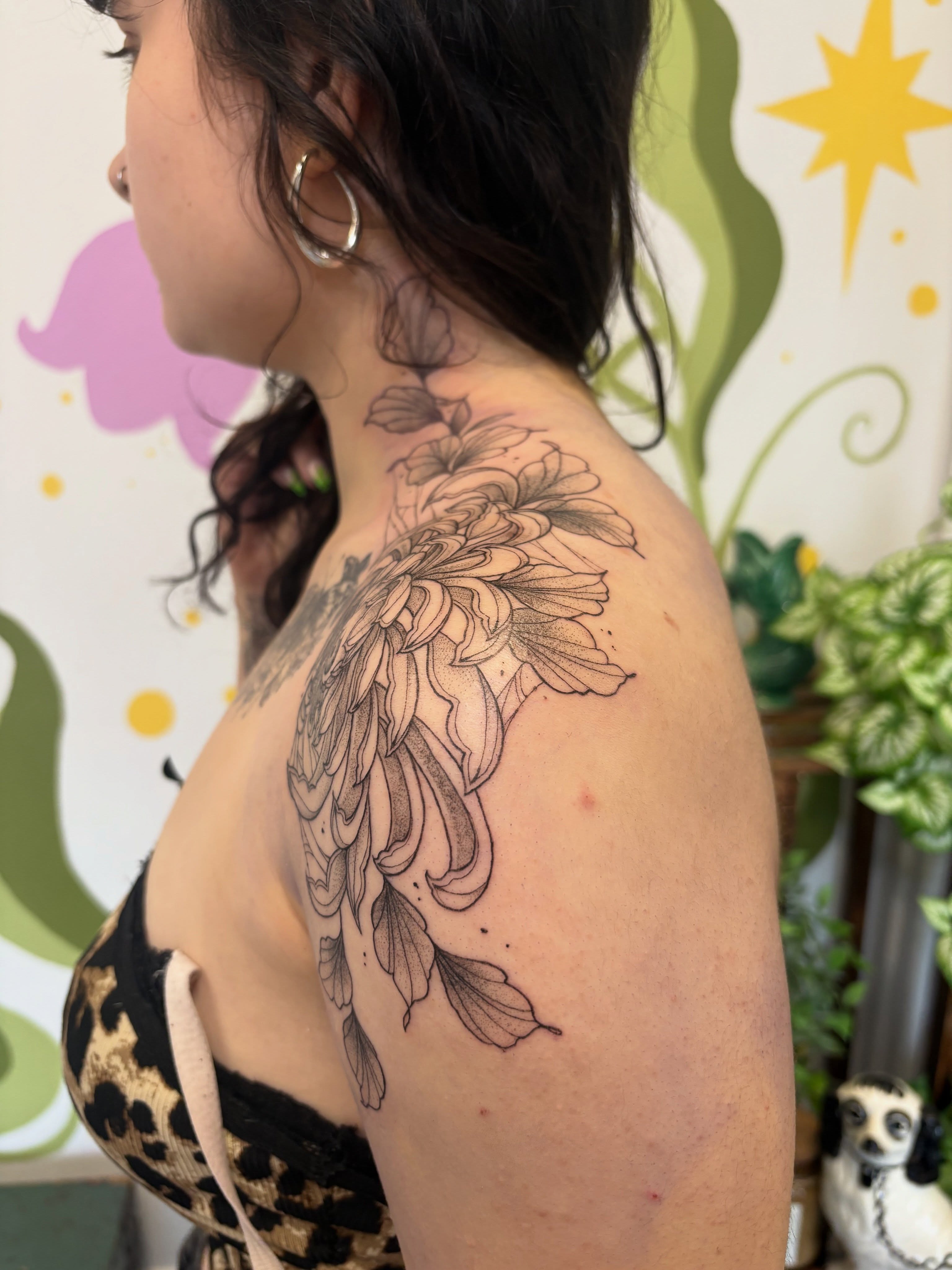 Tattoo by @amberloutattoo — black_and_grey