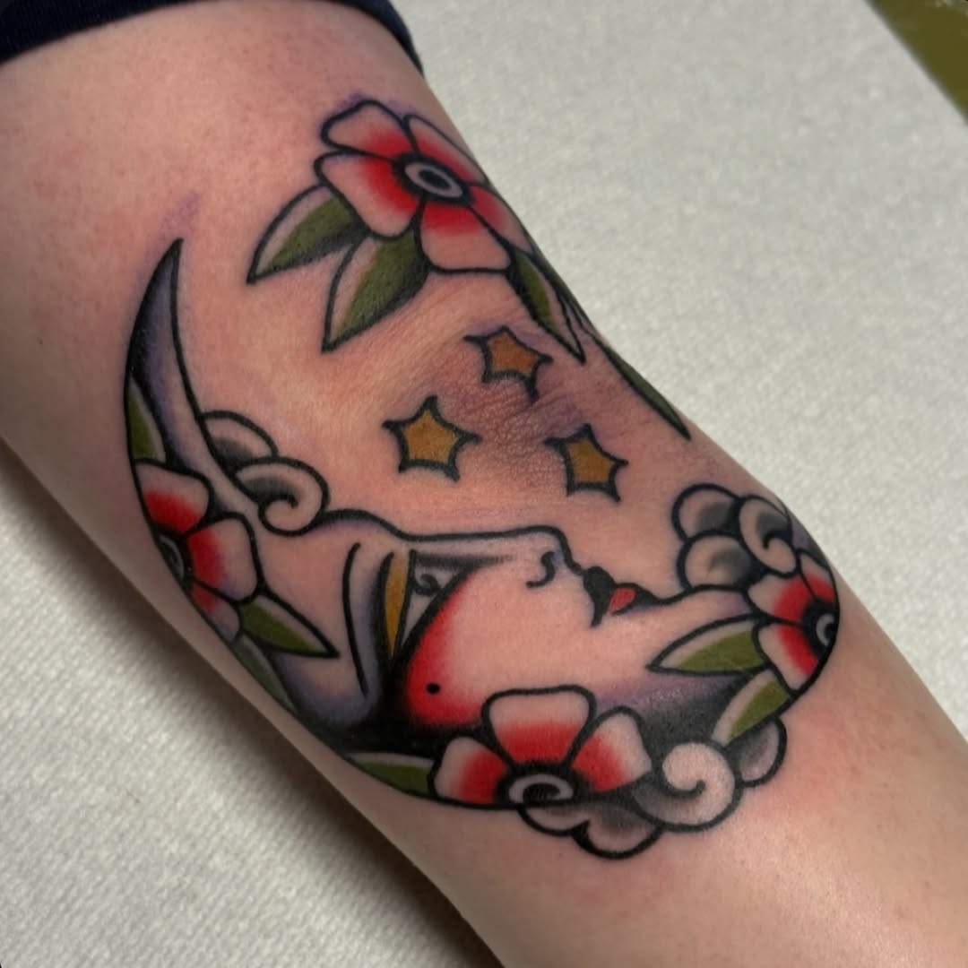 Tattoo by @erintat2 โ american_traditional