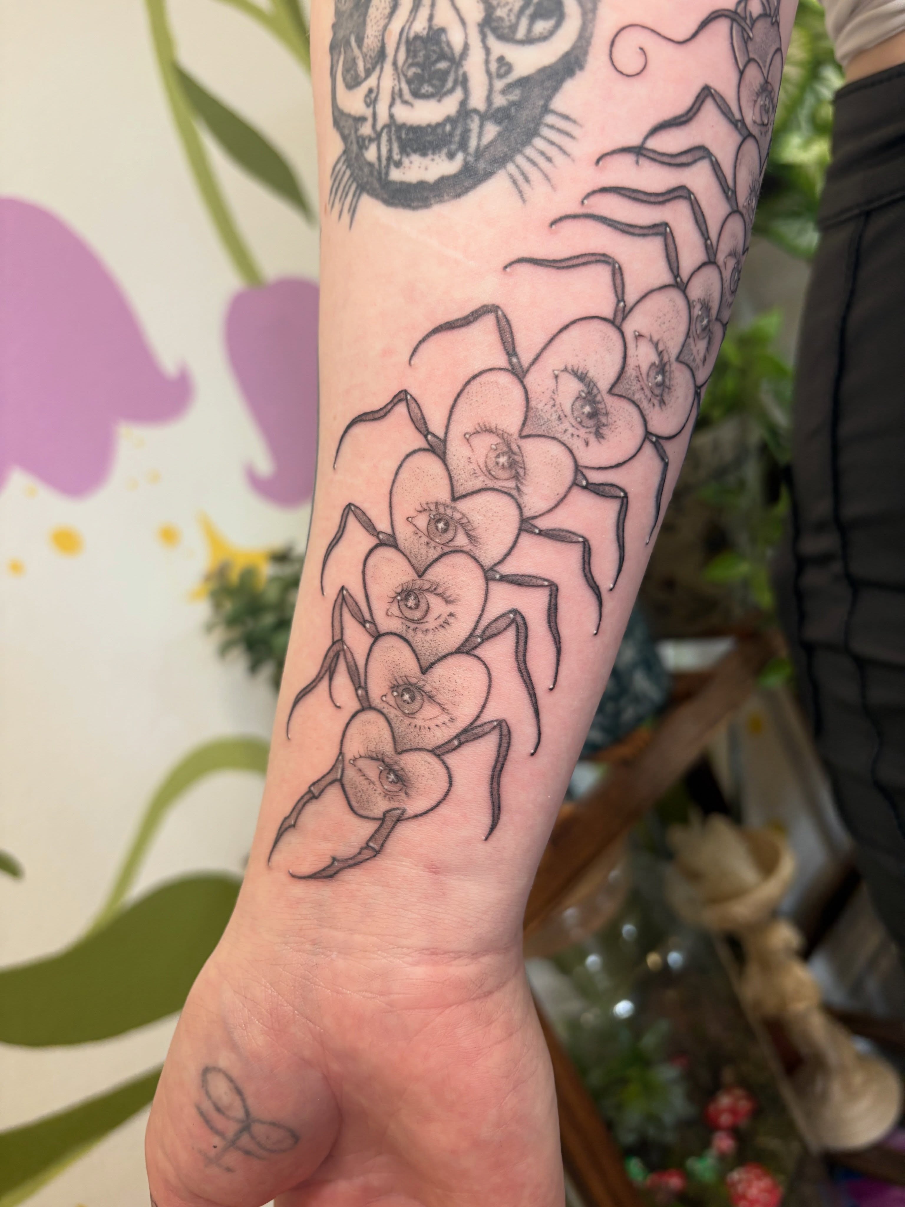 Tattoo by @amberloutattoo — black_and_grey