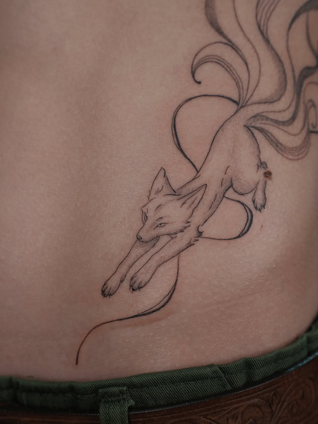Tattoo by @_nikonv — fine_line, illustrative