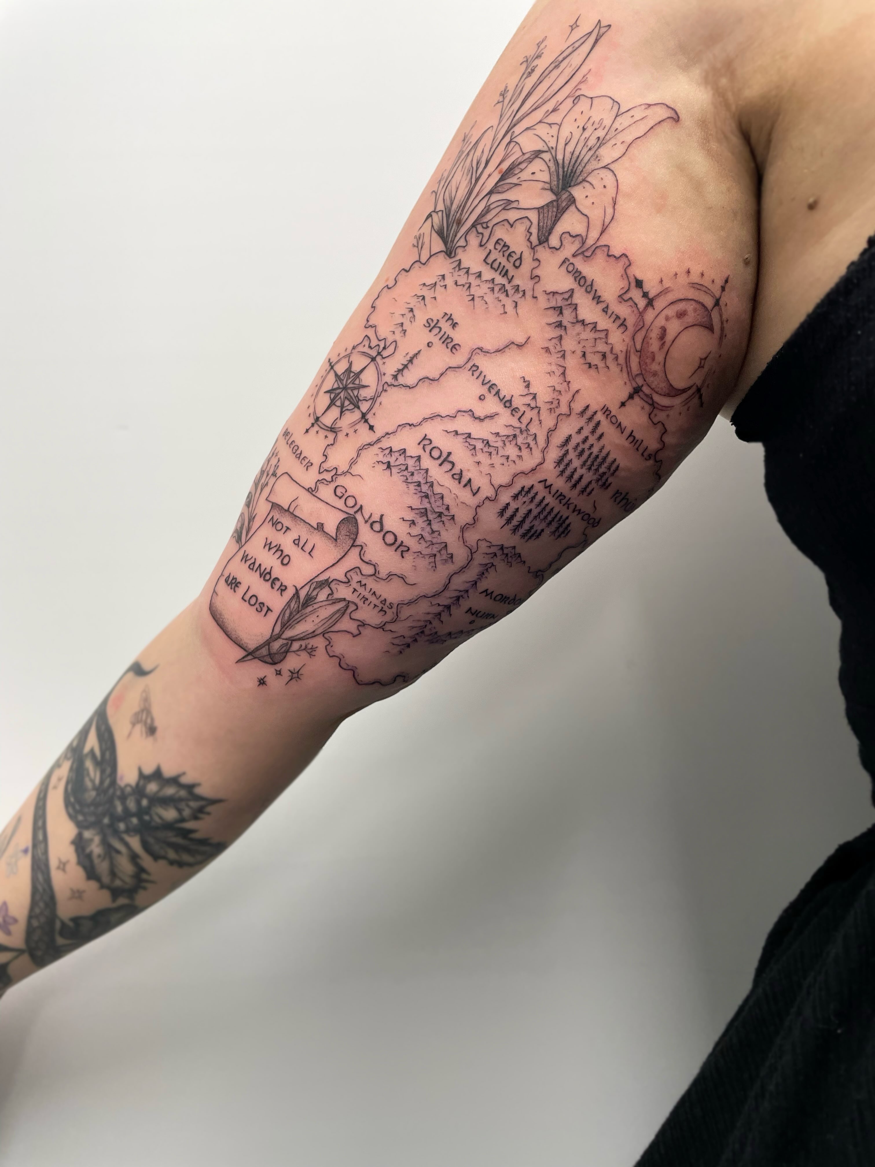 Tattoo by @stephtattoos13 — black_and_grey