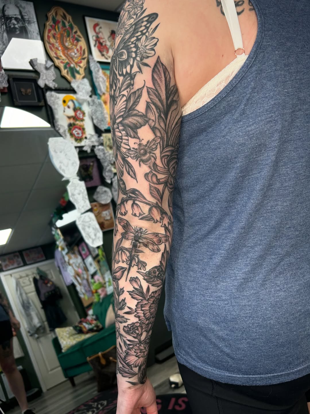 Tattoo by @audberry_tattoo — black_and_grey, realism