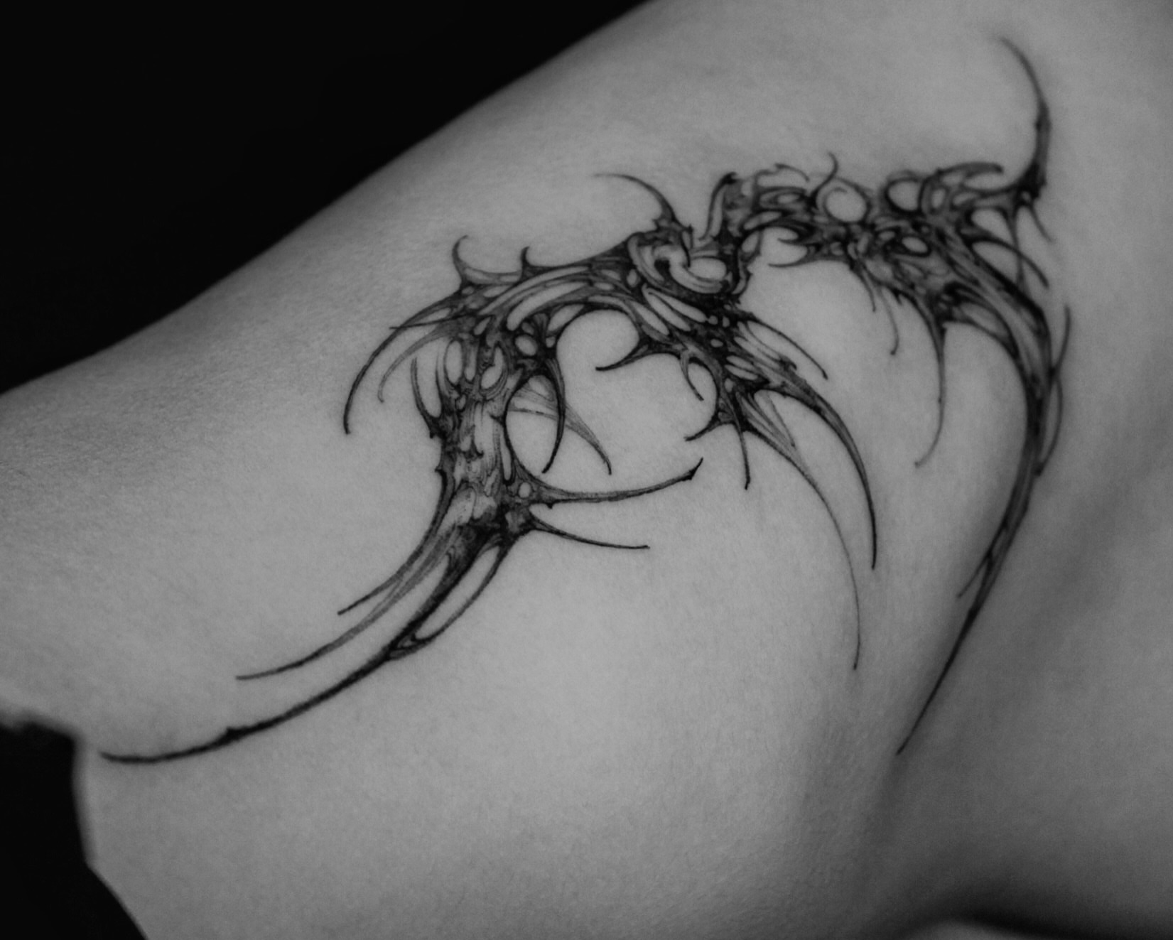 Tattoo by @hynngloomy — black_and_grey, tribal