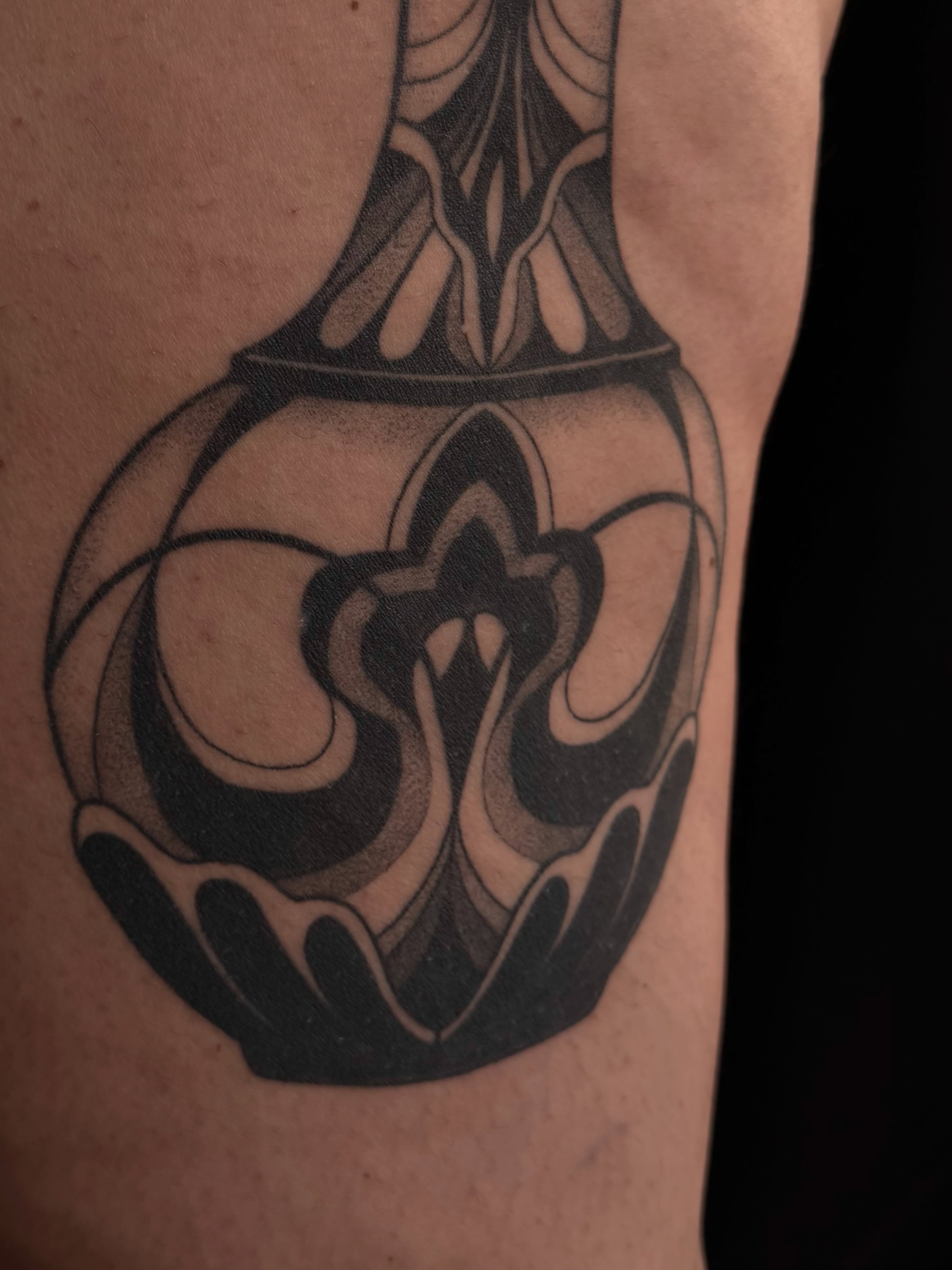 Tattoo by @dnatattoos_ — geometric