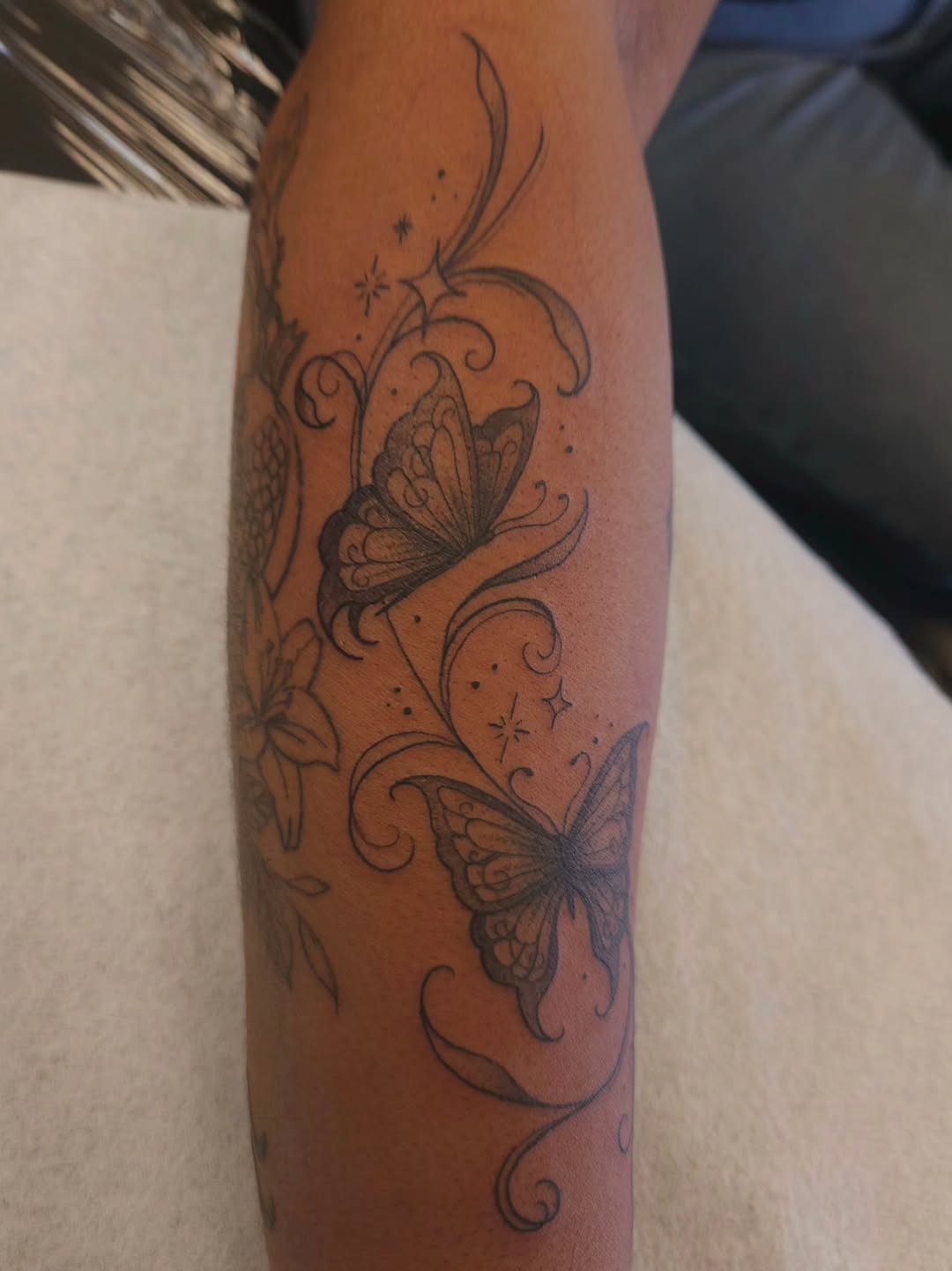 Tattoo by @shelbystattoos β fine_line, black_and_grey