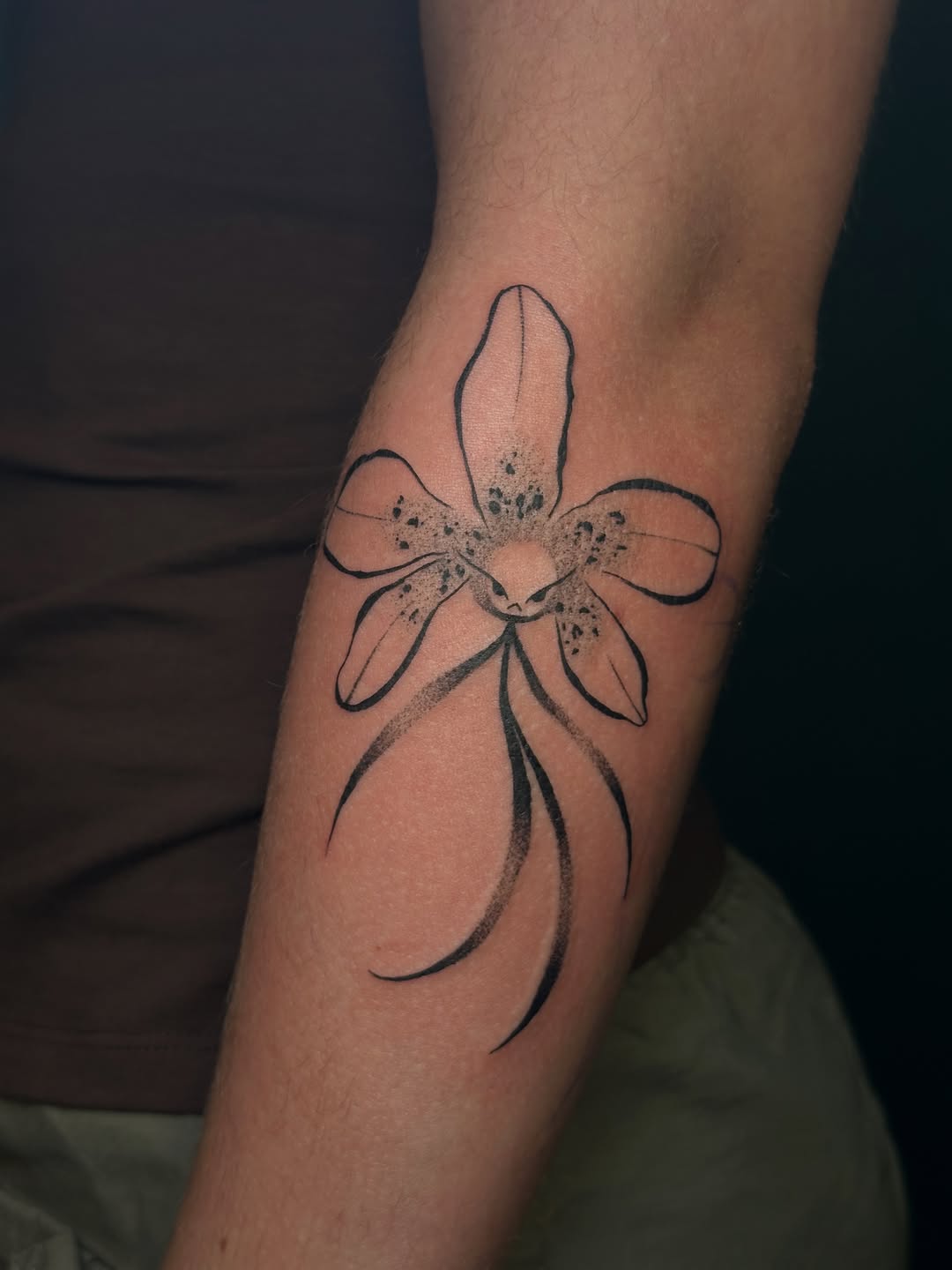 Tattoo by @inkygremlin — fine_line, dotwork