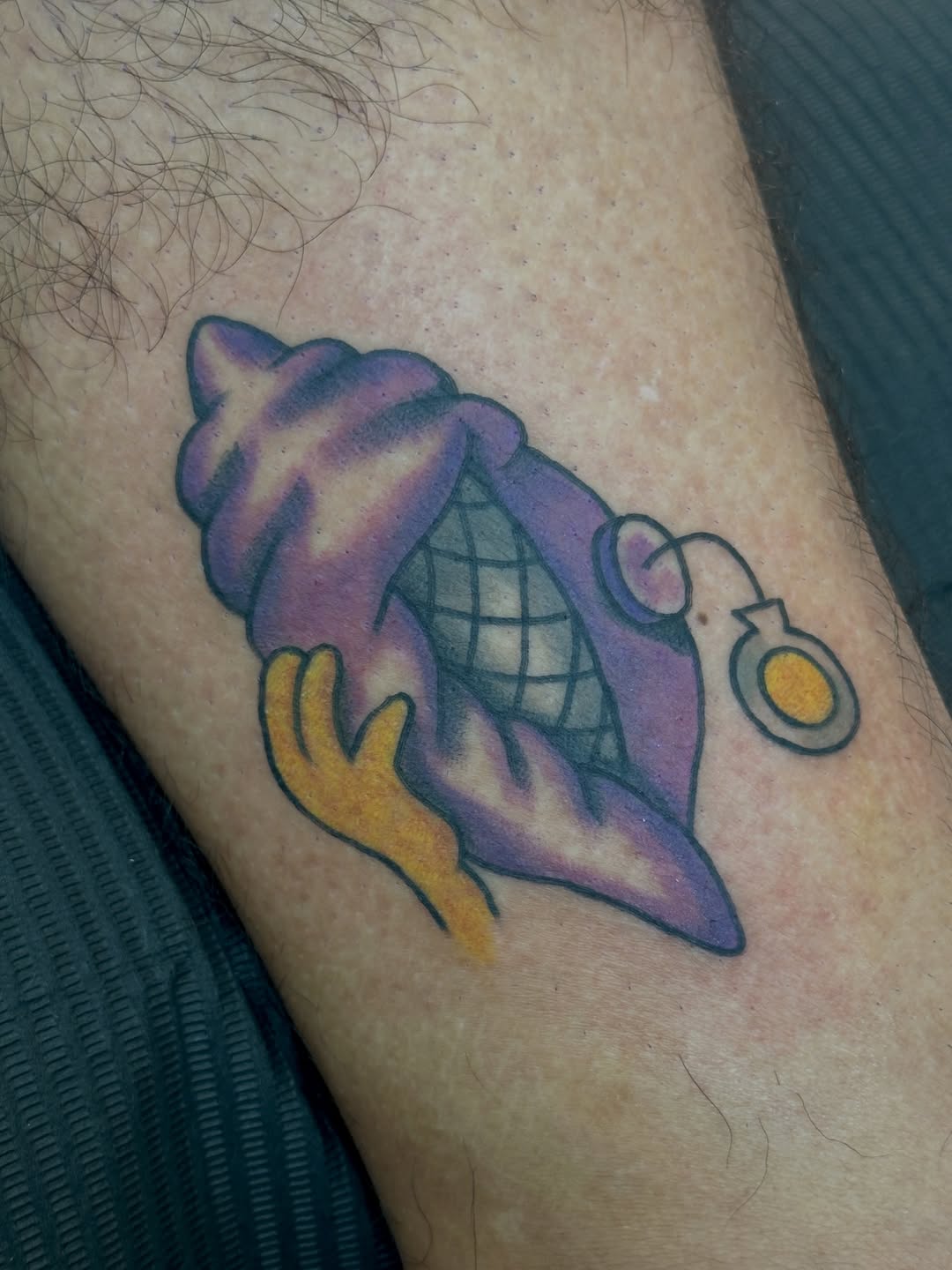 Tattoo by @juuliansolis โ new_school