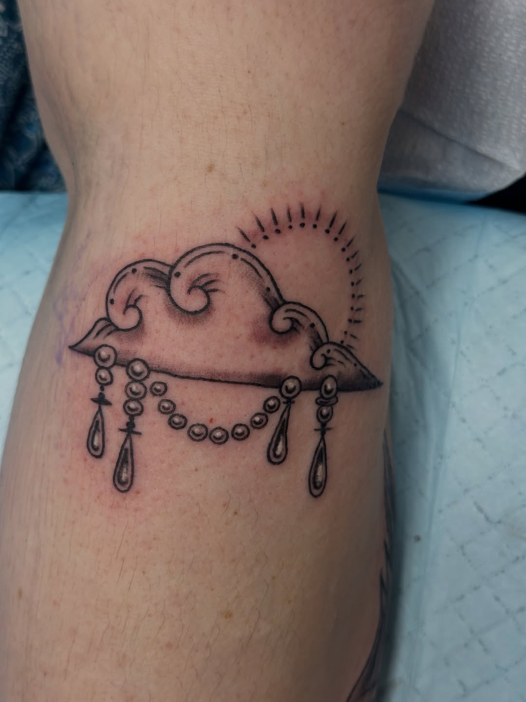 Tattoo by @juuliansolis โ fine_line, black_and_grey