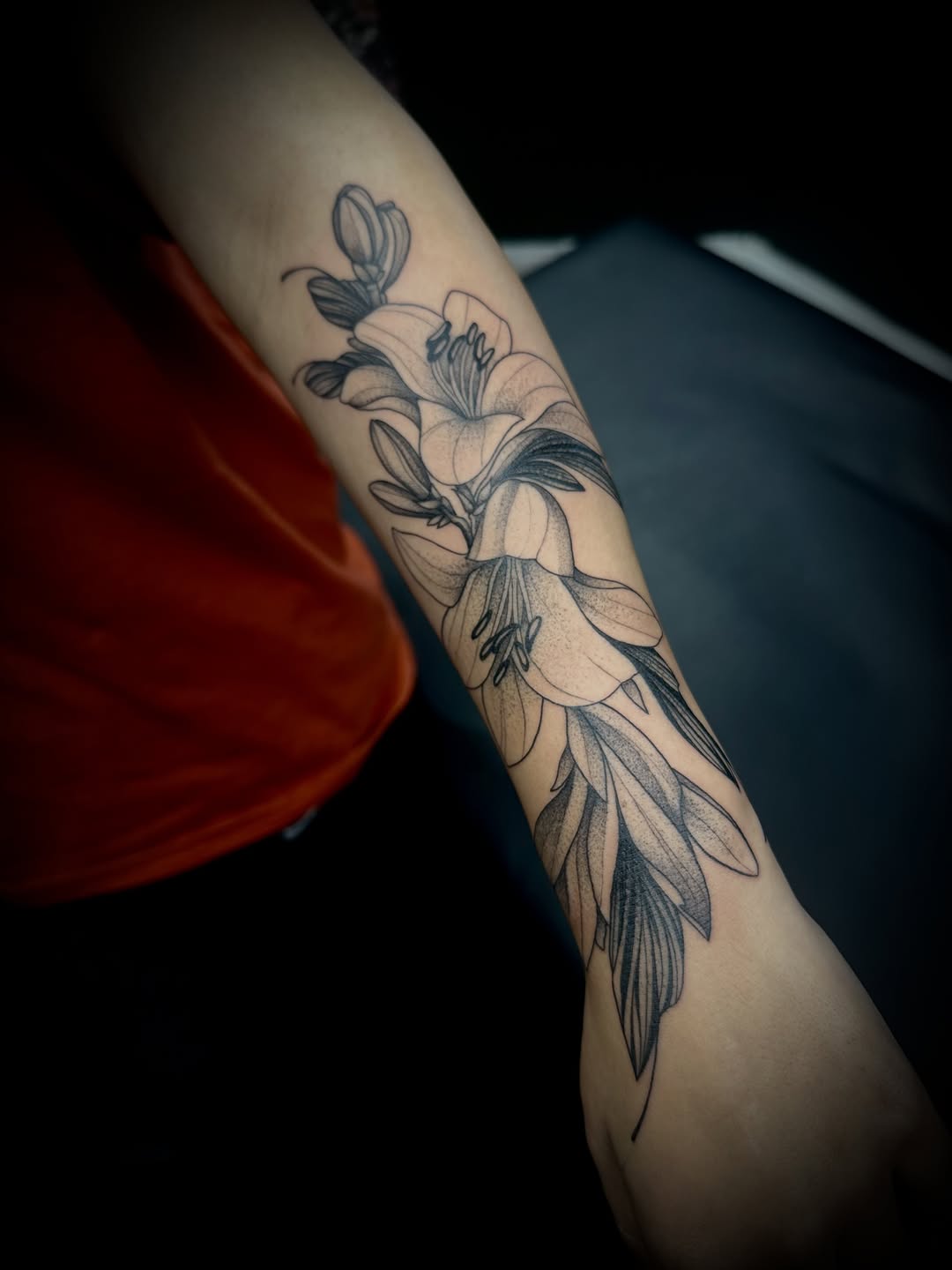 Tattoo by @pink.tattoos_ — black_and_grey, fine_line