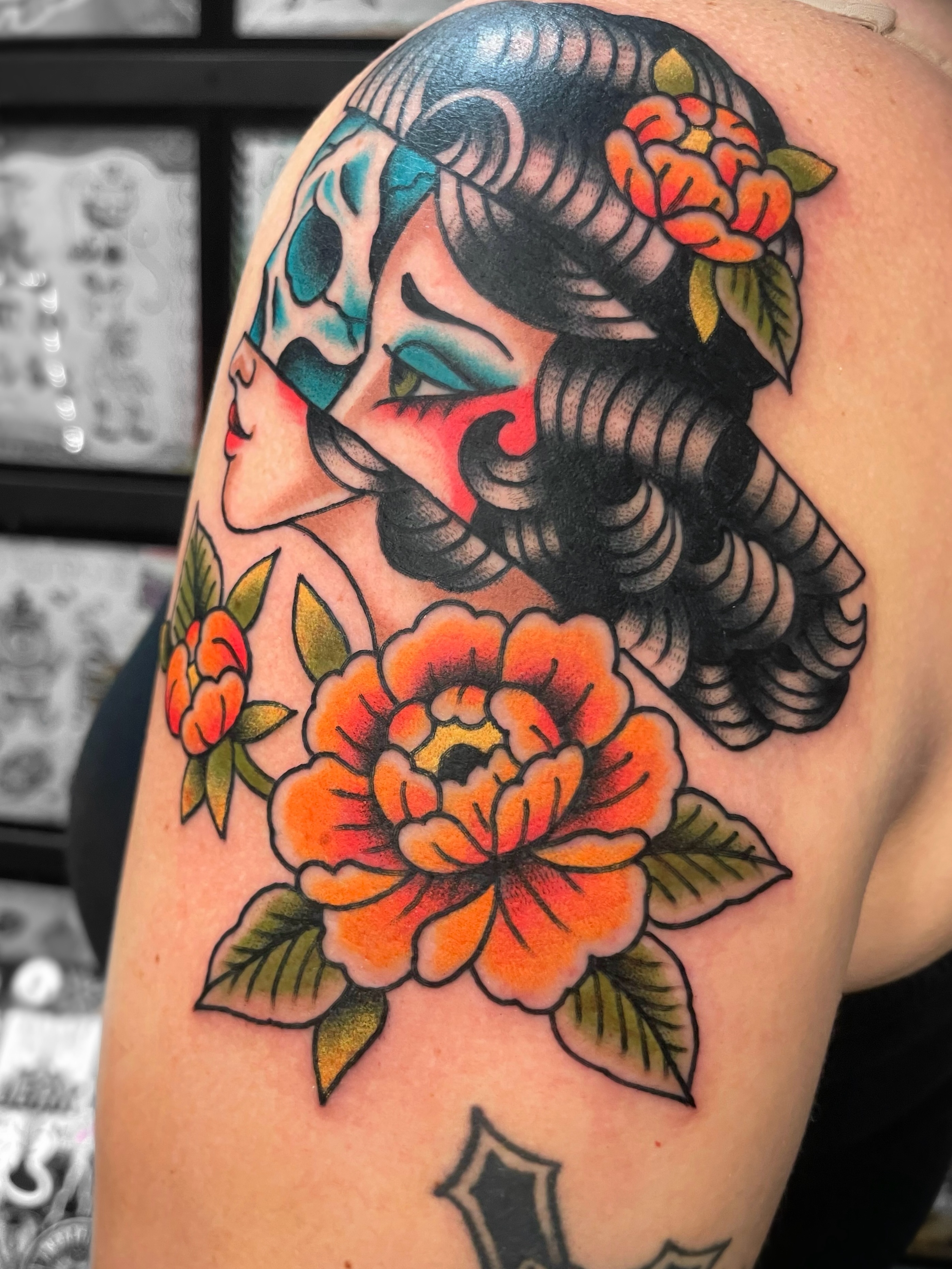 Tattoo by @anabellmorotattoos โ american_traditional, neo_traditional