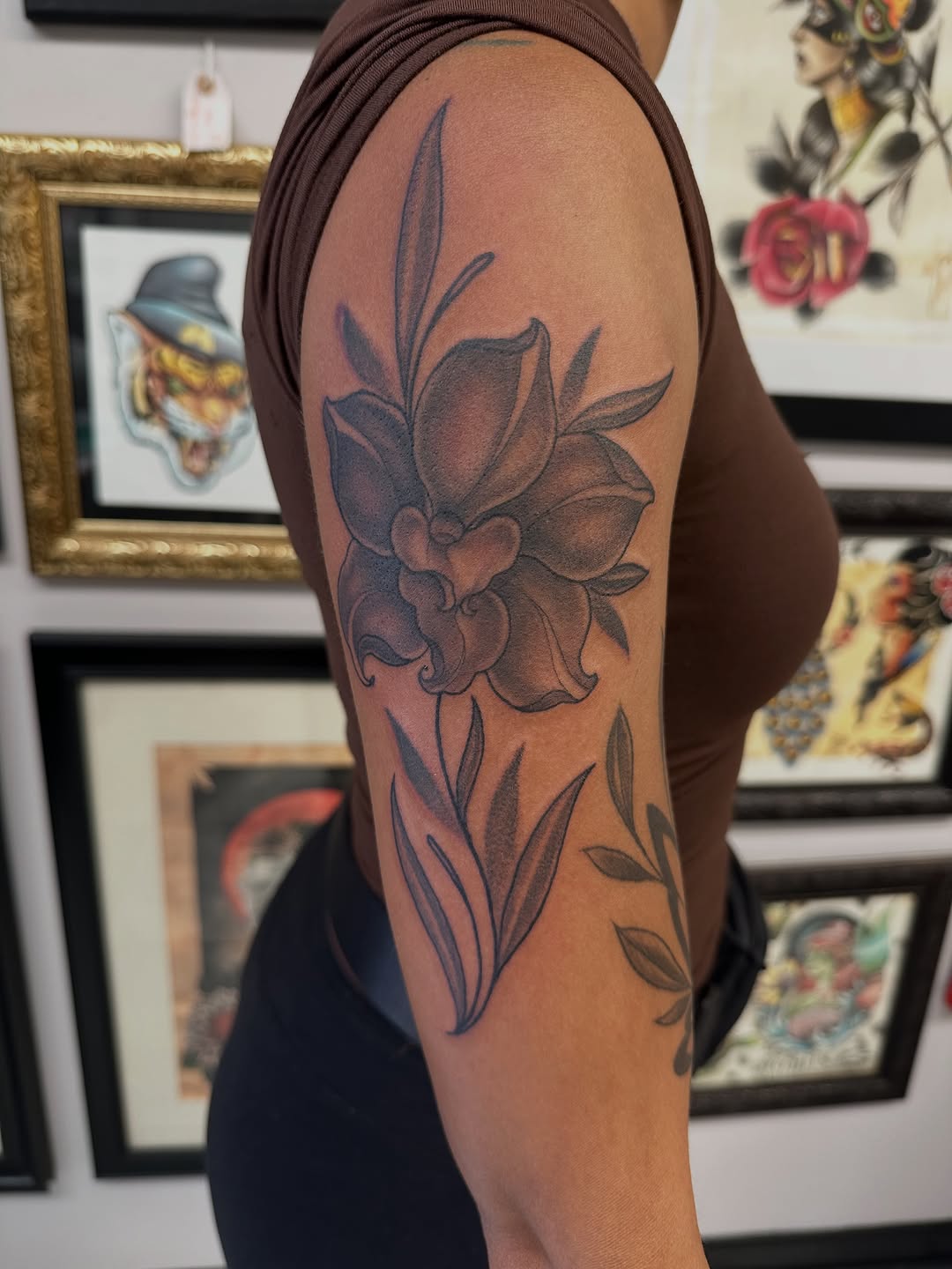 Tattoo by @mialaynetattoo — black_and_grey, fine_line