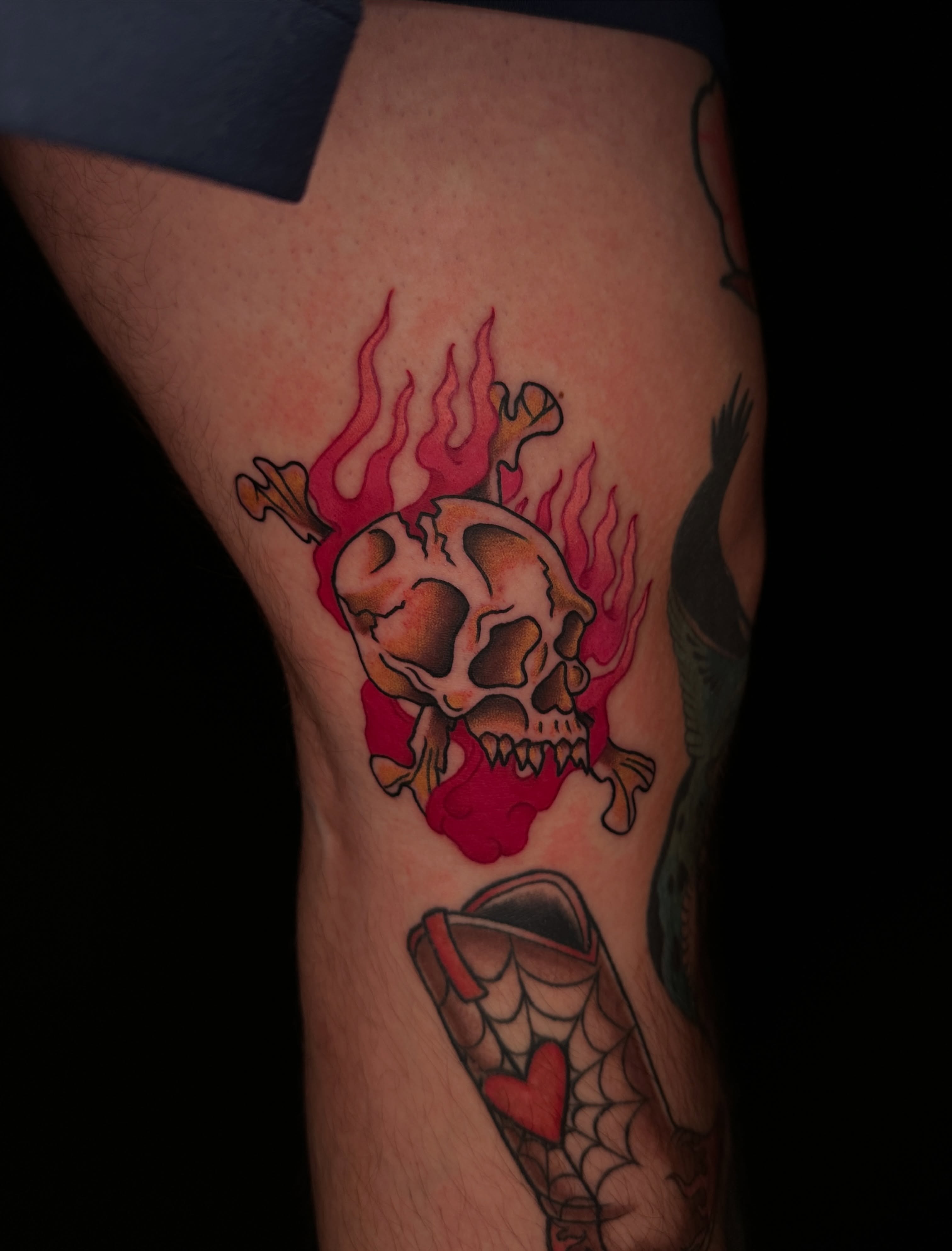 Flaming skull American traditional tattoo on the thigh by ⊹₊⟡⋆ 𝕵𝖔𝖎𝖊 ⊹₊⟡⋆