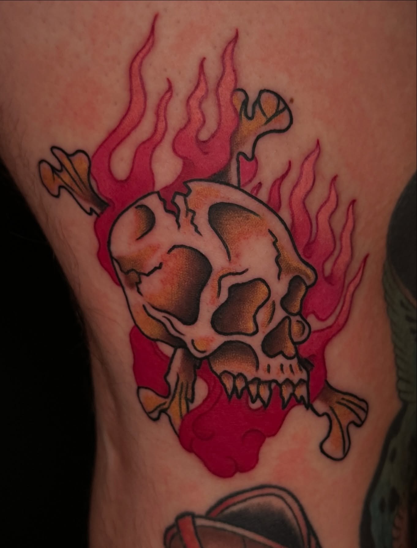 Flaming skull American traditional tattoo on the thigh by ⊹₊⟡⋆ 𝕵𝖔𝖎𝖊 ⊹₊⟡⋆